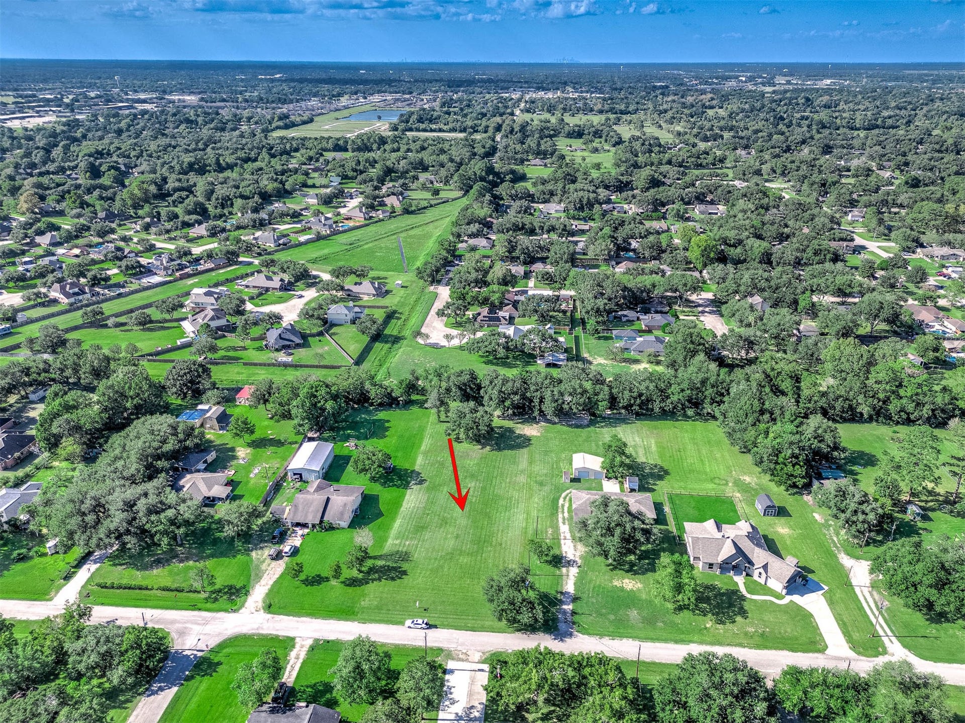 00 Mustang Drive, Alvin, TX 77511 Just seconds away for the community Golf Course
