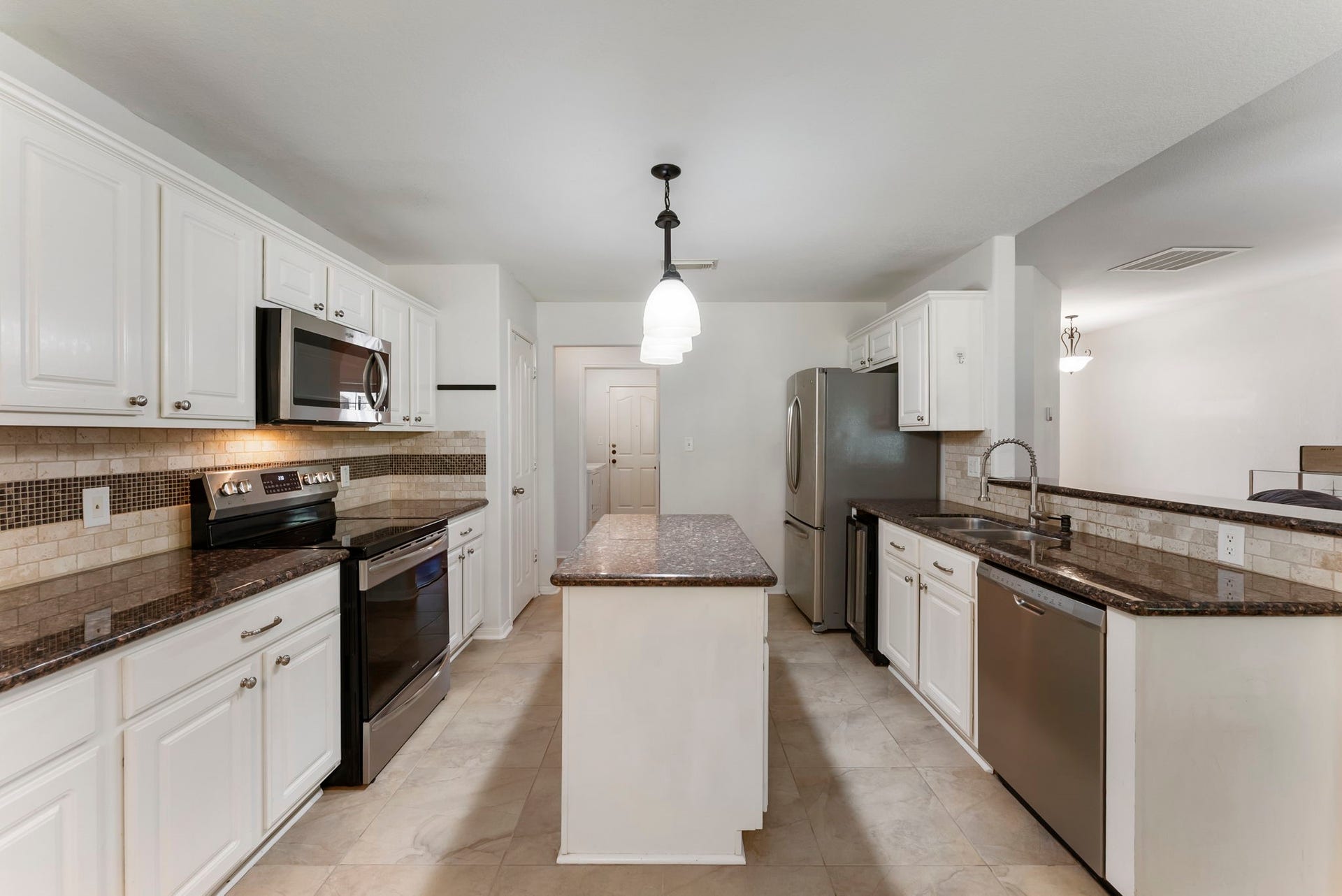 9048 Zapata Way, Willis, TX 77378