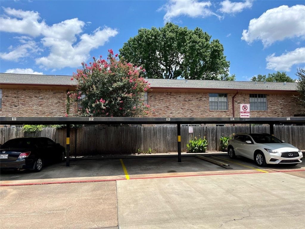 7600 Burgoyne Road, #115, Houston, TX 77063 7600 Burgoyne Road, #115, Houston, TX 77063