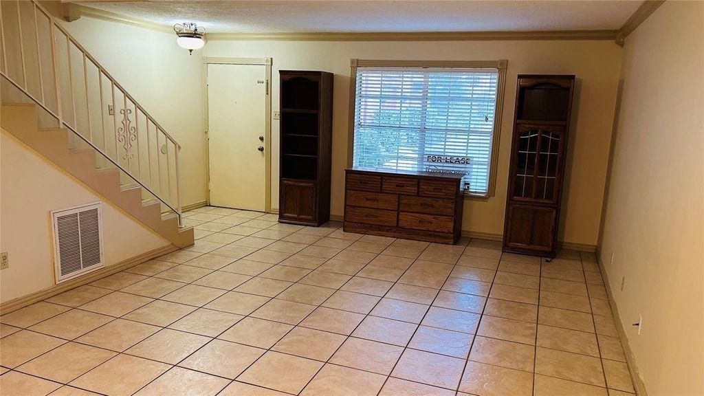7600 Burgoyne Road, #115, Houston, TX 77063 7600 Burgoyne Road, #115, Houston, TX 77063