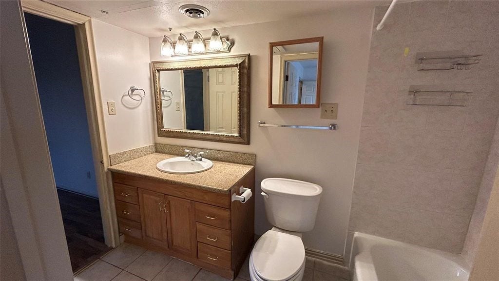 7600 Burgoyne Road, #115, Houston, TX 77063 7600 Burgoyne Road, #115, Houston, TX 77063