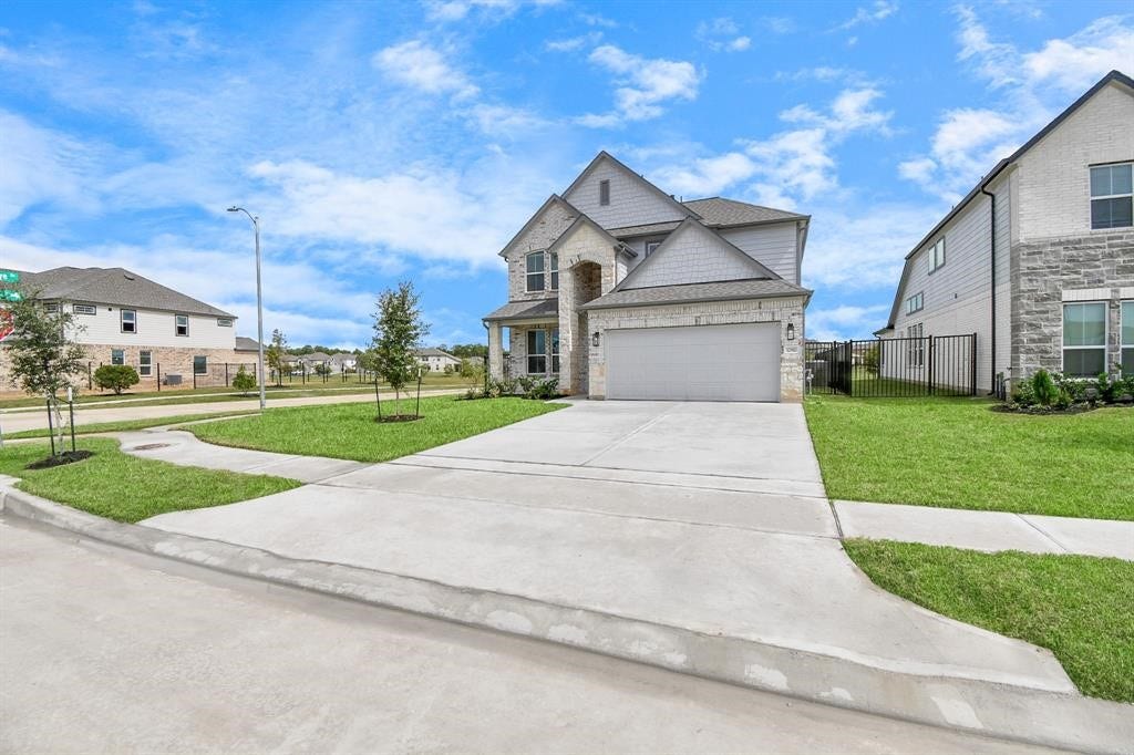 12910 Kinneskie Drive, Humble, TX 77346