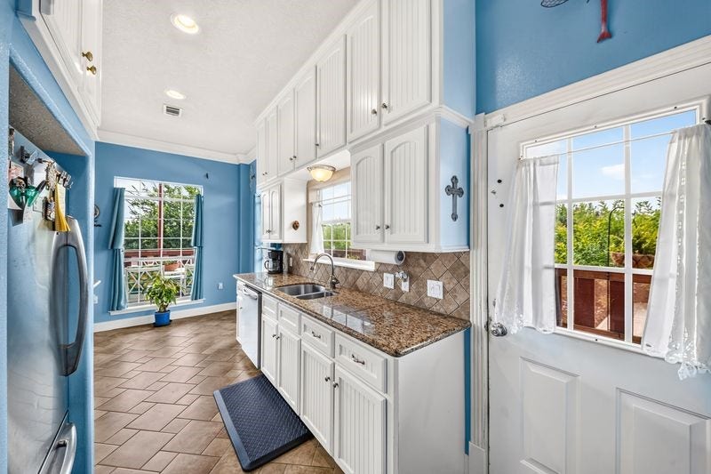 749 12th Street, Dickinson, TX 77539 749 12th Street, Dickinson, TX 77539