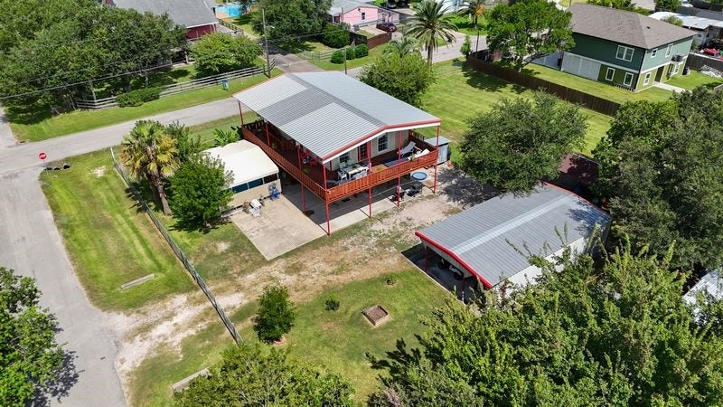 749 12th Street, Dickinson, TX 77539 749 12th Street, Dickinson, TX 77539