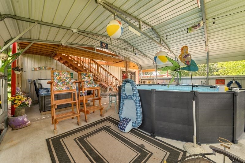 749 12th Street, Dickinson, TX 77539 749 12th Street, Dickinson, TX 77539