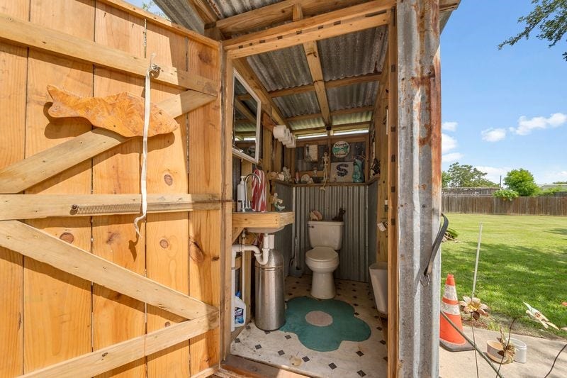 749 12th Street, Dickinson, TX 77539 749 12th Street, Dickinson, TX 77539