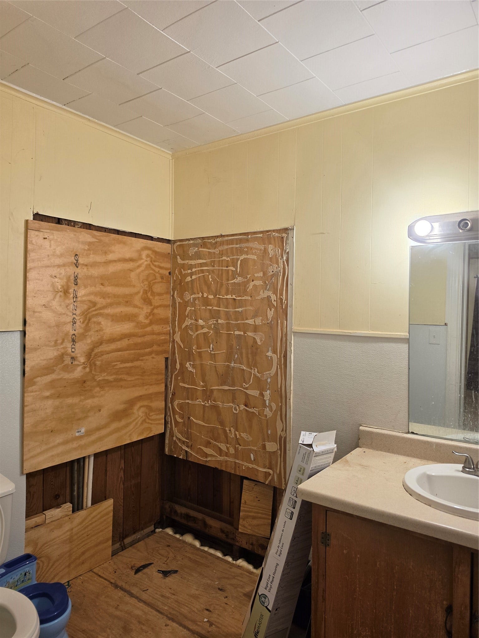 108 W Humble Street, Baytown, TX 77520 108 W Humble Street, Baytown, TX 77520