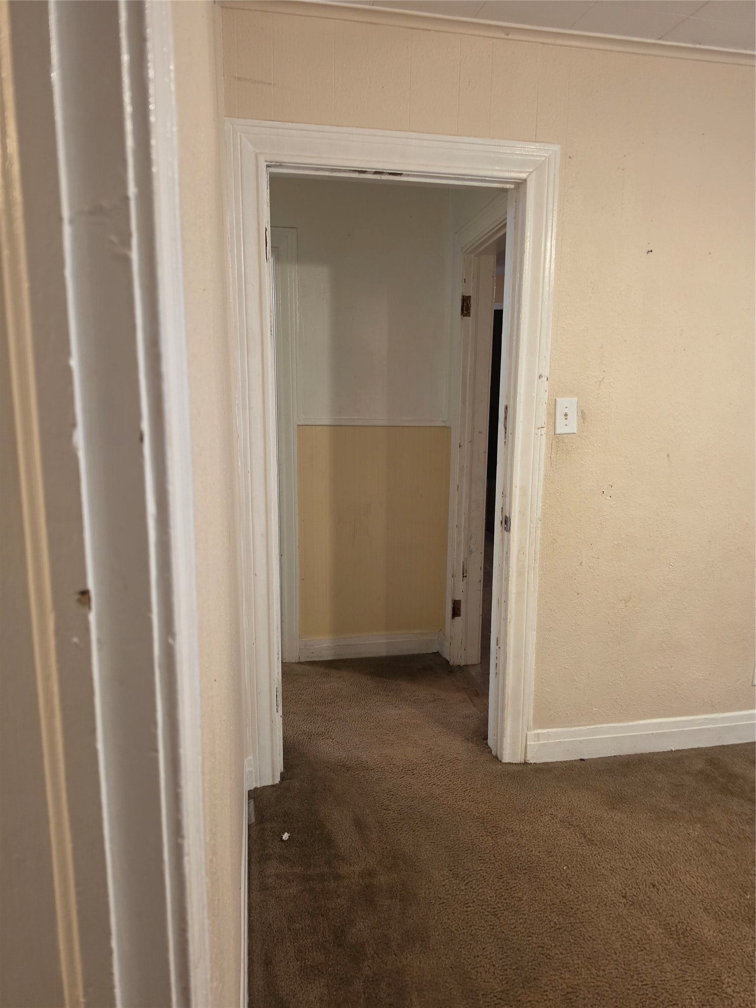 108 W Humble Street, Baytown, TX 77520 108 W Humble Street, Baytown, TX 77520