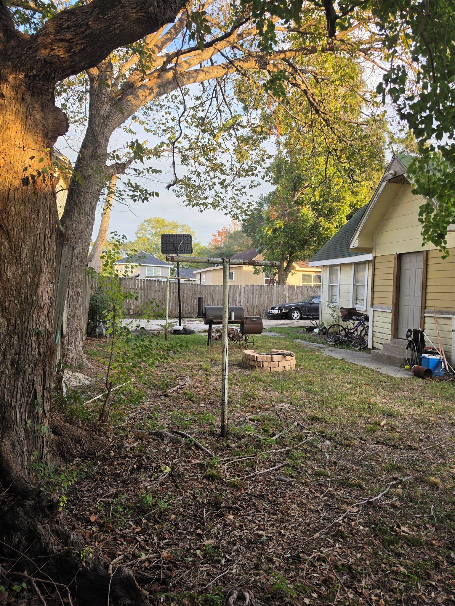 108 W Humble Street, Baytown, TX 77520 108 W Humble Street, Baytown, TX 77520