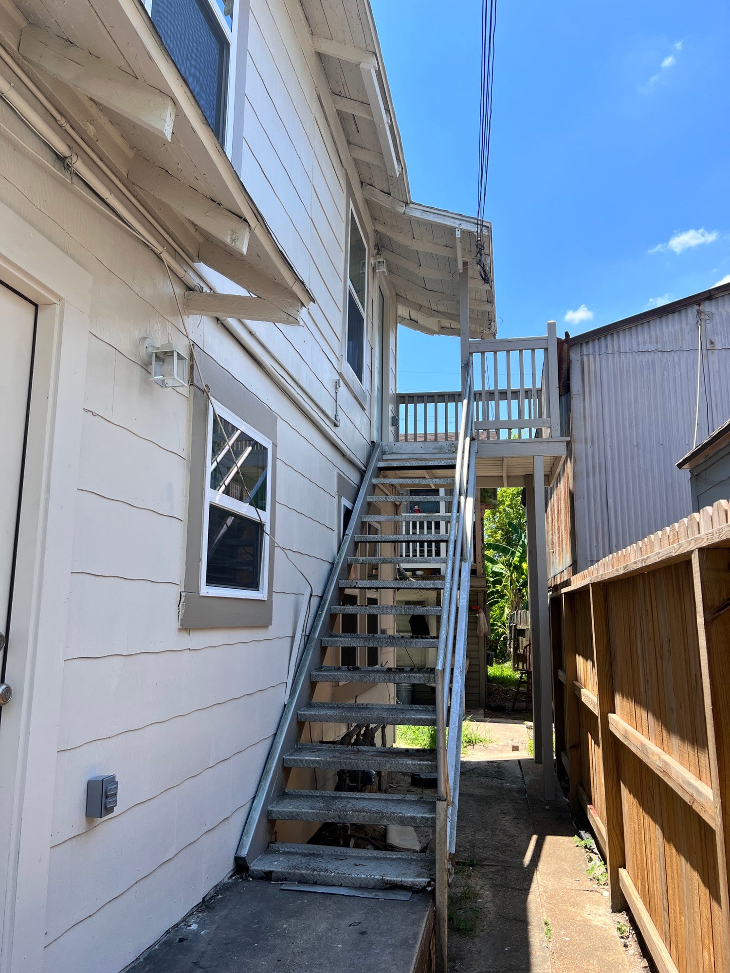 6708 Avenue I, #E, Houston, TX 77011 6708 Avenue I, #E, Houston, TX 77011
