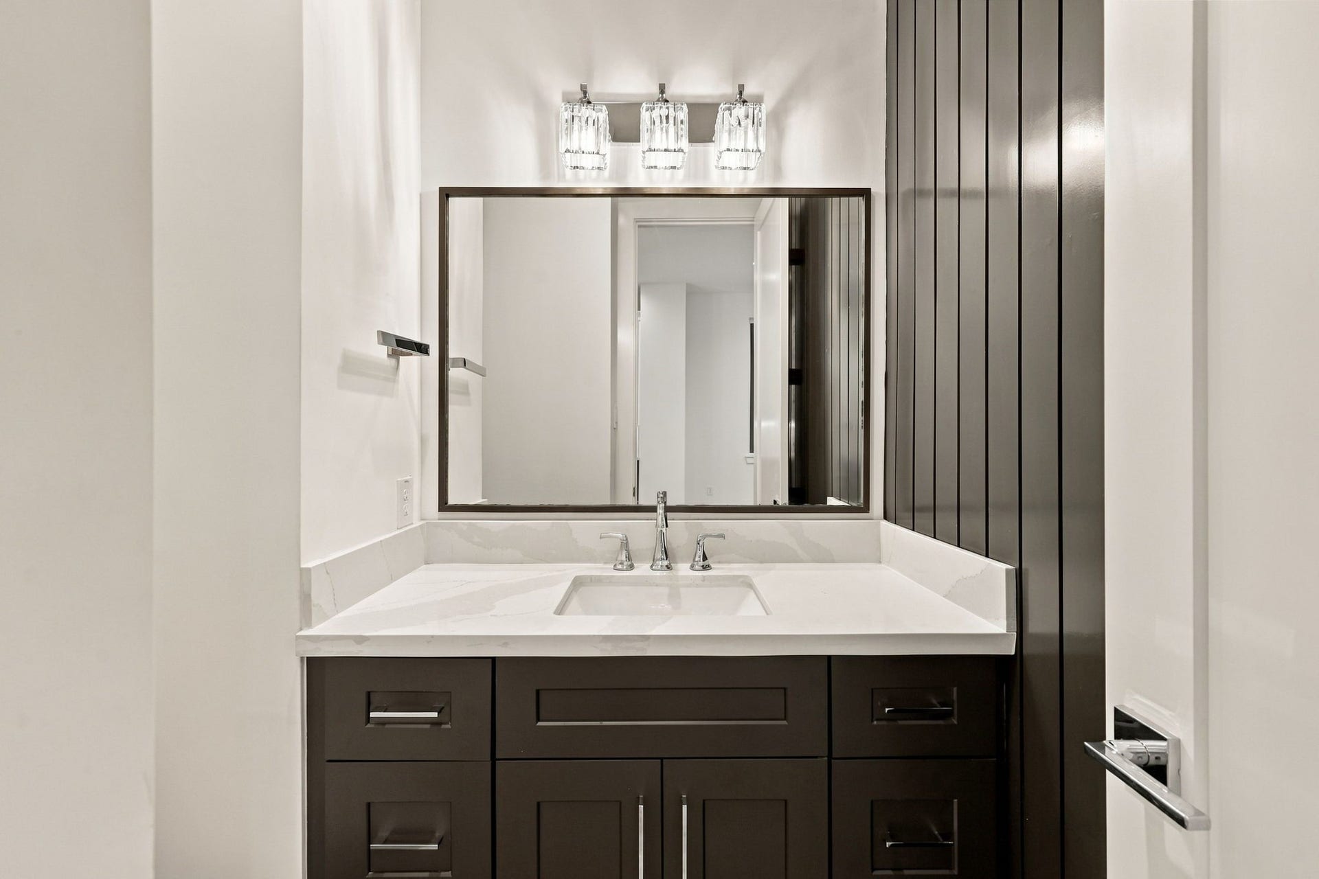 1110 Peden Street, #A or B, Houston, TX 77006 1110 Peden Street, #A or B, Houston, TX 77006