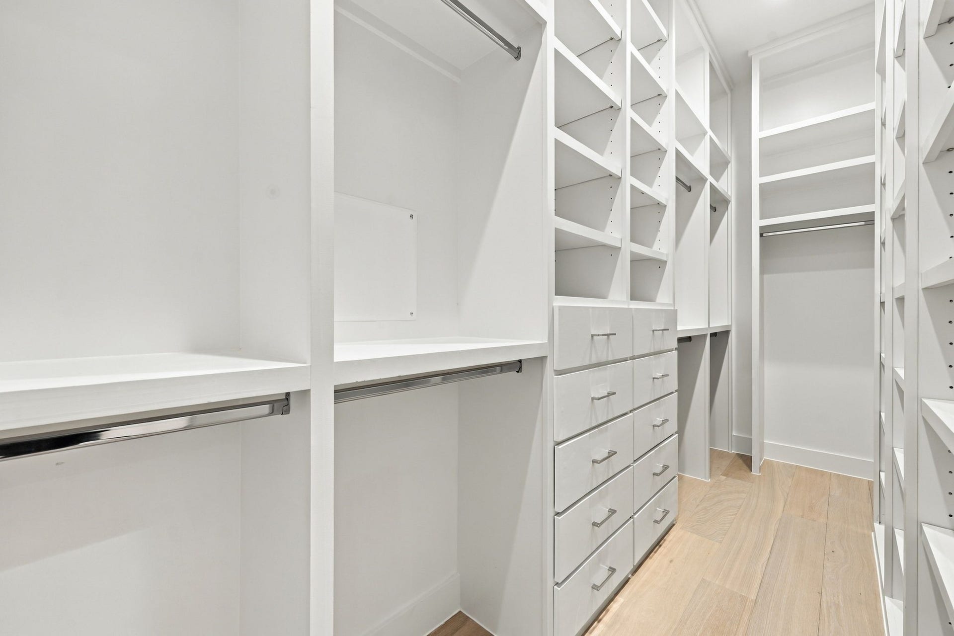 1110 Peden Street, #A or B, Houston, TX 77006 1110 Peden Street, #A or B, Houston, TX 77006