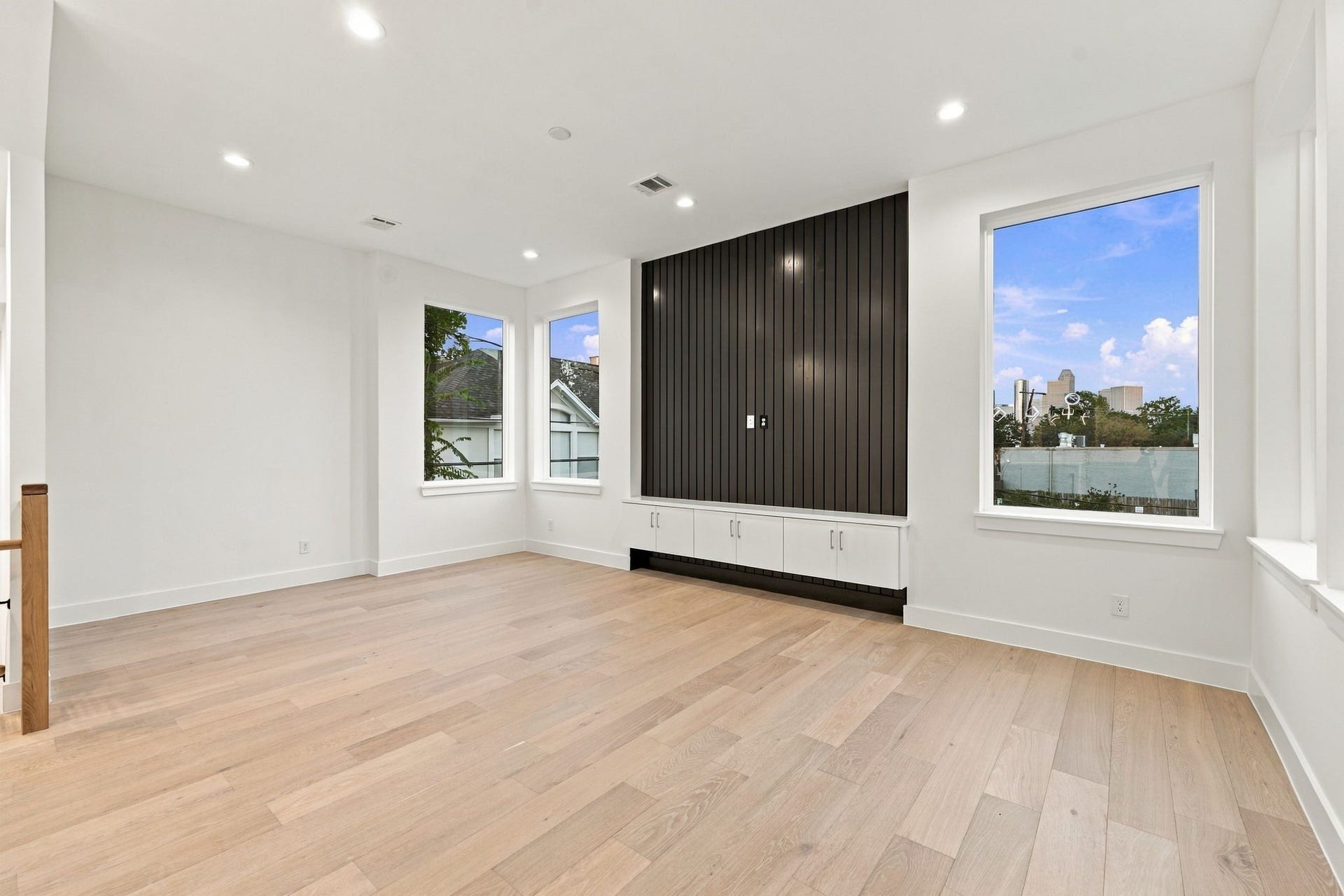 1110 Peden Street, #A or B, Houston, TX 77006 1110 Peden Street, #A or B, Houston, TX 77006