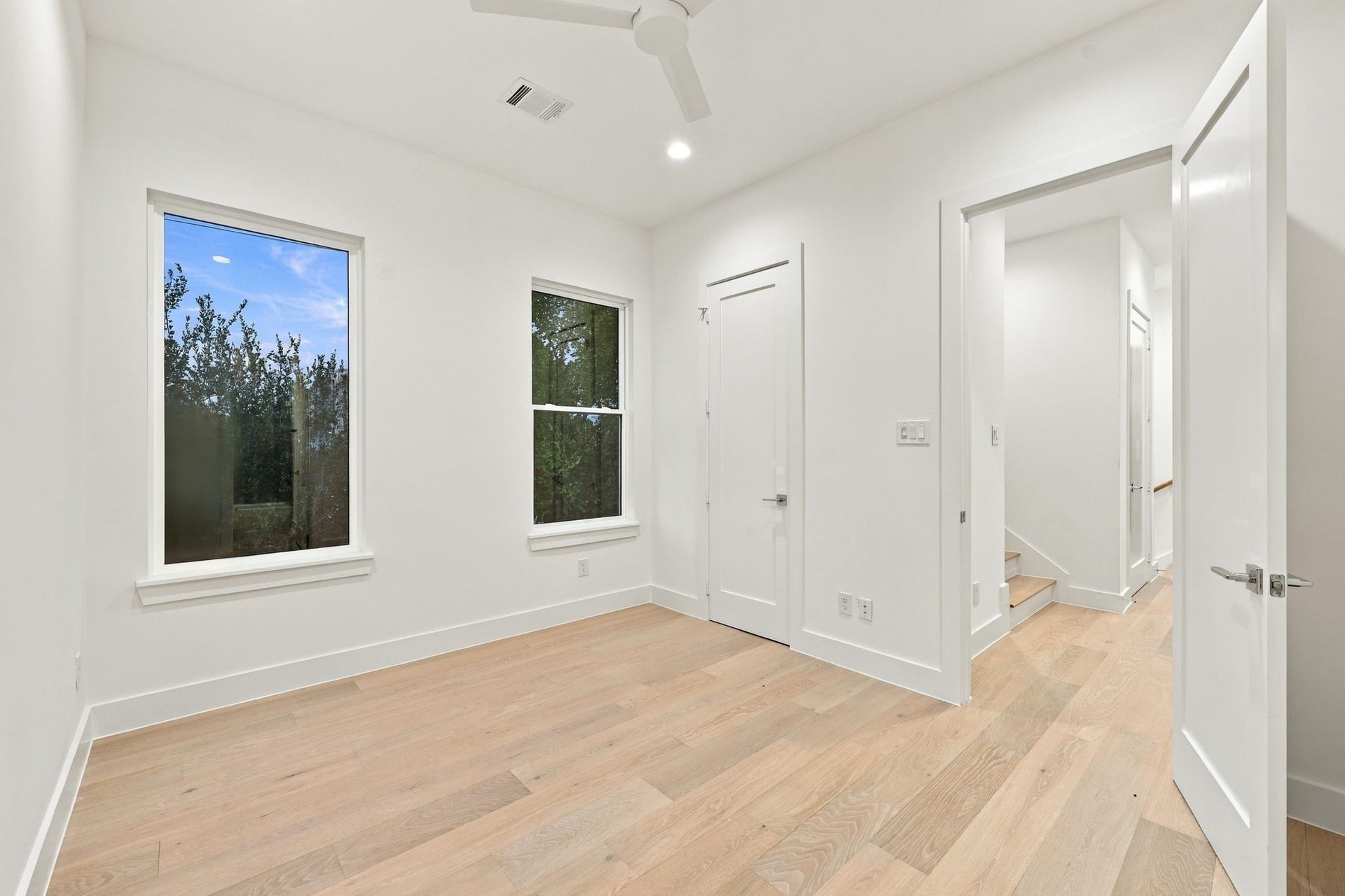 1110 Peden Street, #A or B, Houston, TX 77006 1110 Peden Street, #A or B, Houston, TX 77006