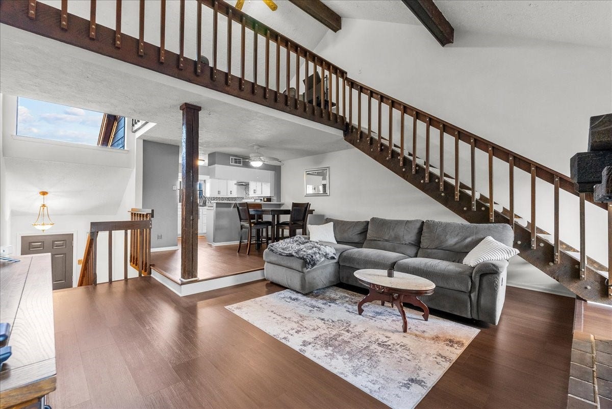671 Davis Road, League City, TX 77573 671 Davis Road, League City, TX 77573