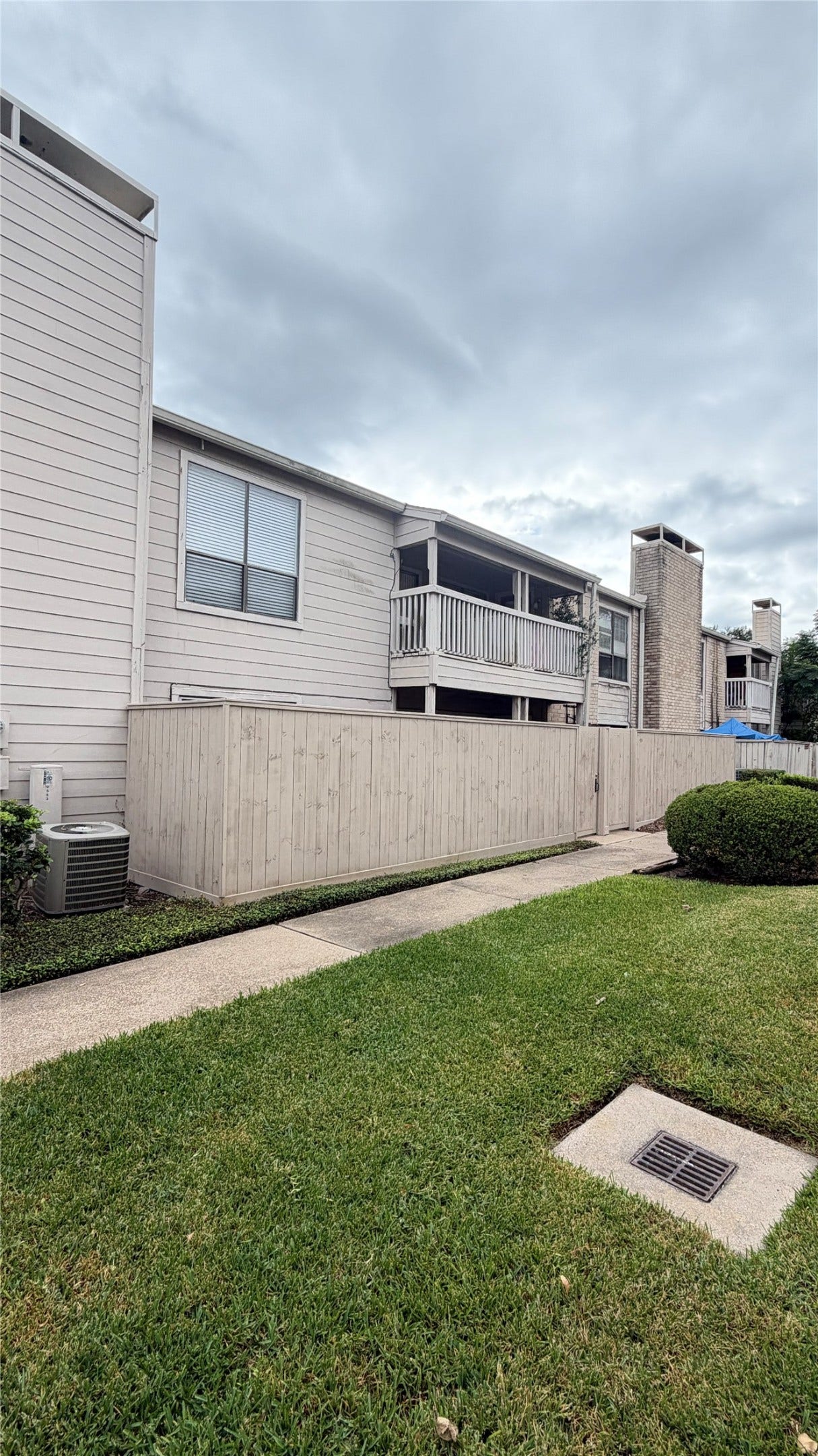 9553 Pagewood, Houston, TX 77063 9553 Pagewood, Houston, TX 77063