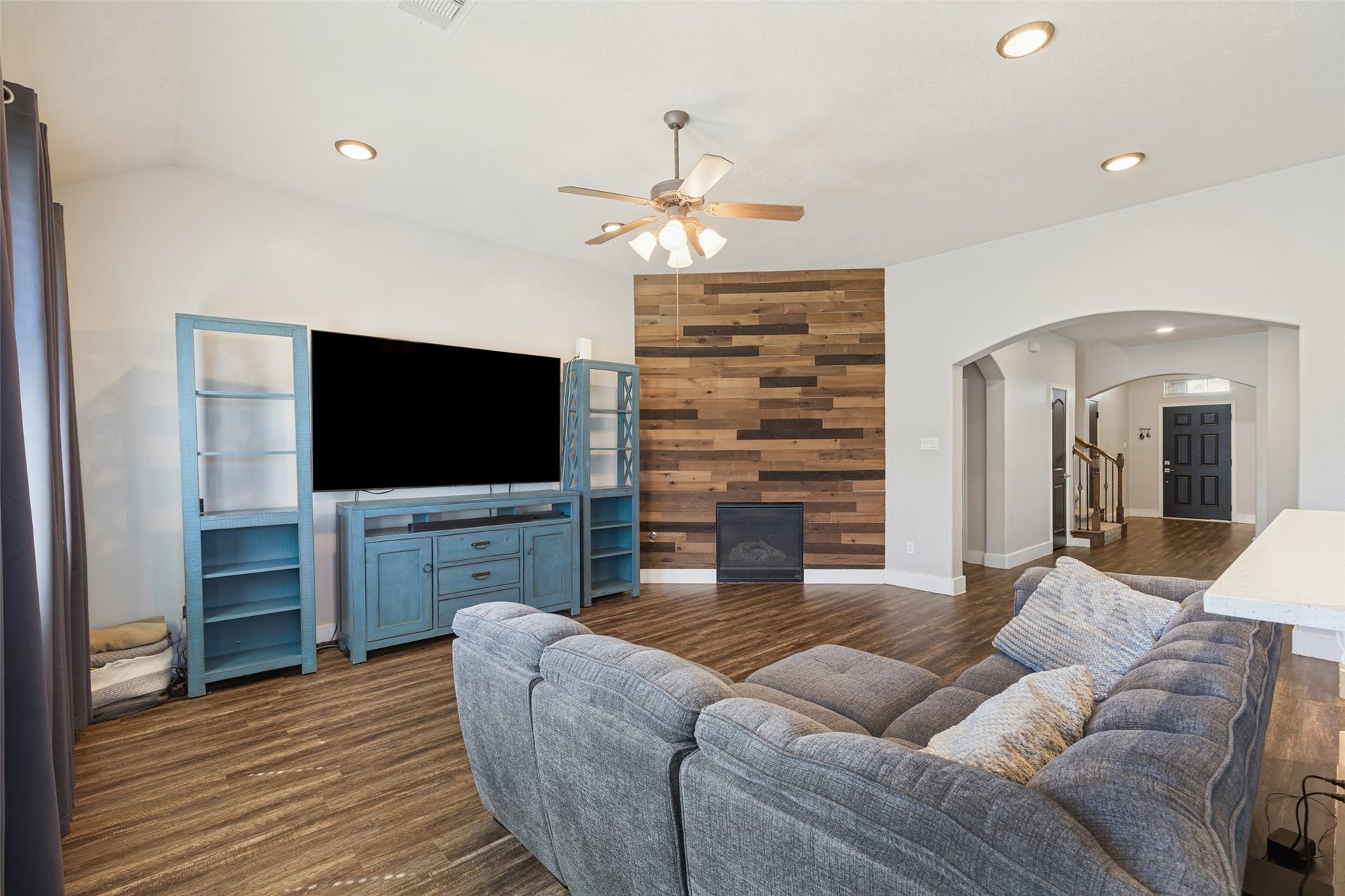 801 Harvard Pointe Drive, League City, TX 77573 801 Harvard Pointe Drive, League City, TX 77573