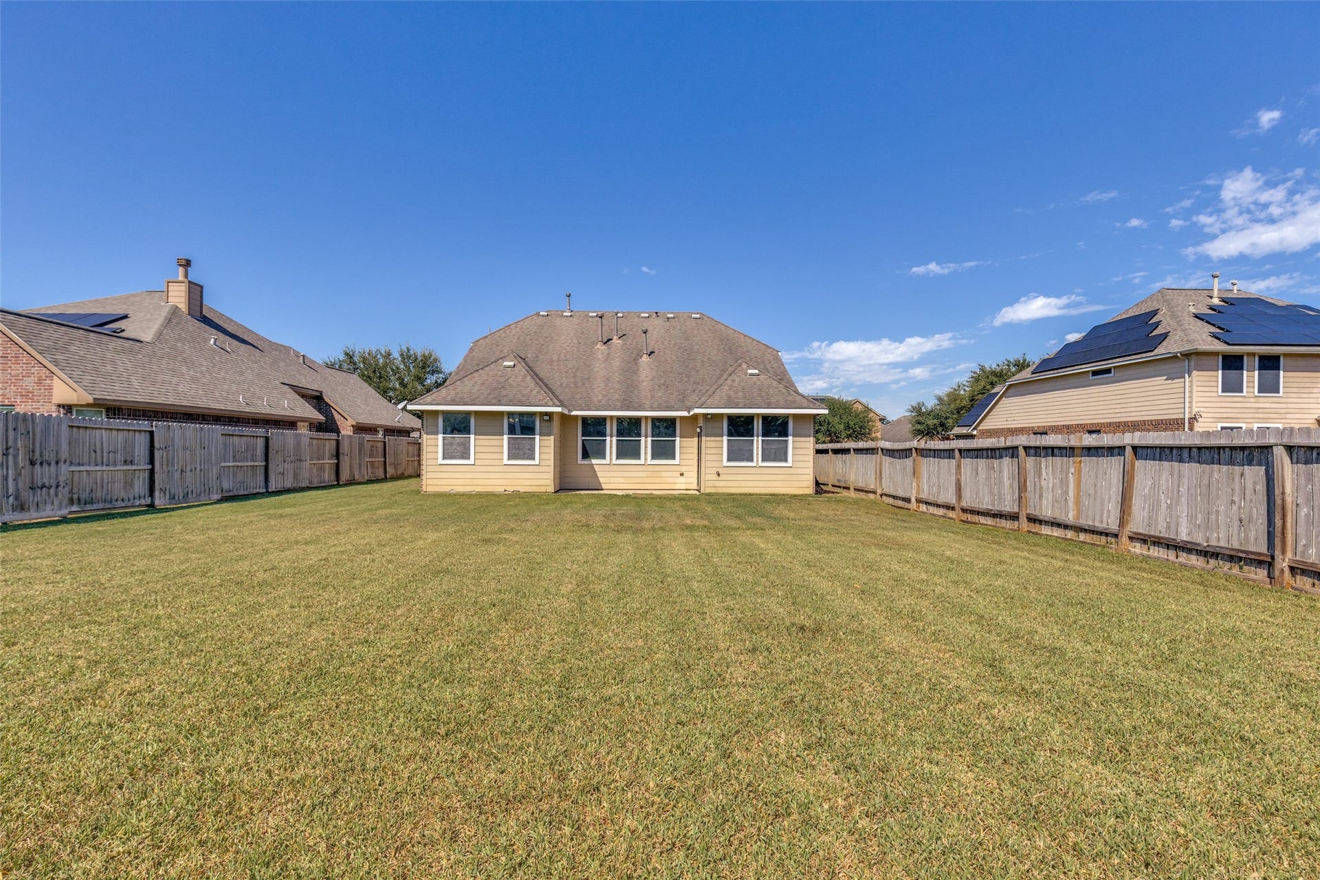 801 Harvard Pointe Drive, League City, TX 77573 801 Harvard Pointe Drive, League City, TX 77573