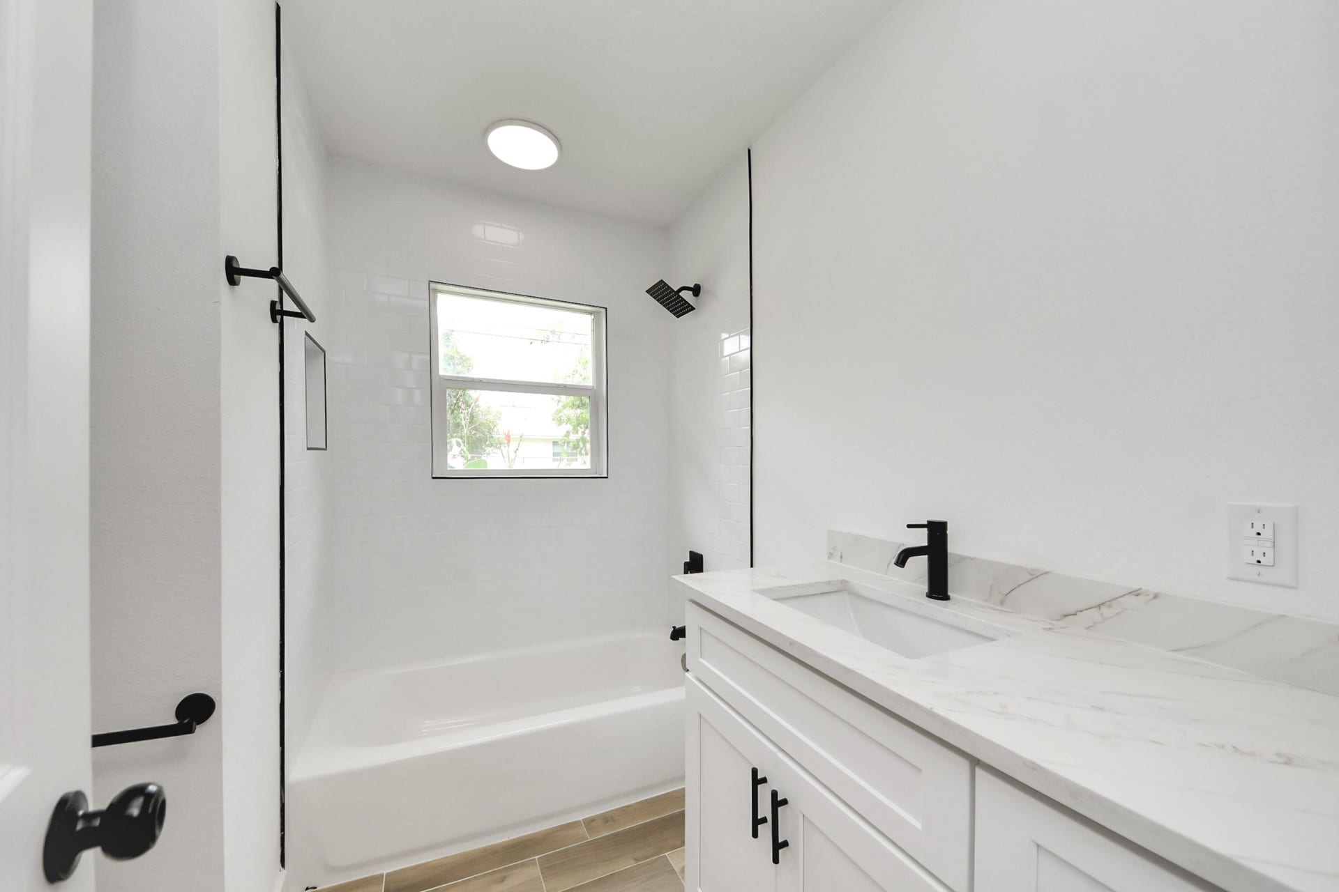 3714 Florinda Street, Houston, TX 77021 3714 Florinda Street, Houston, TX 77021