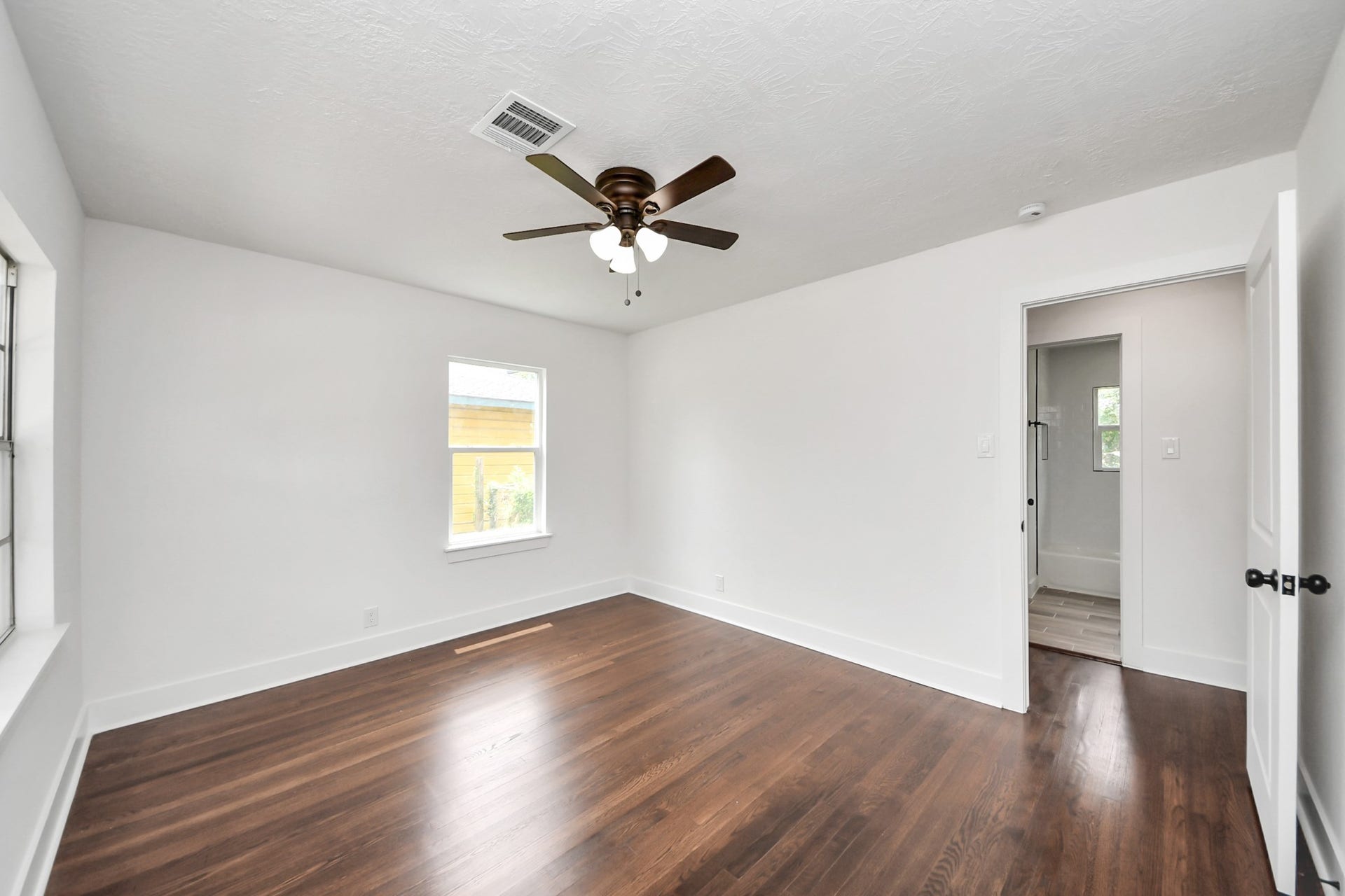 3714 Florinda Street, Houston, TX 77021 3714 Florinda Street, Houston, TX 77021