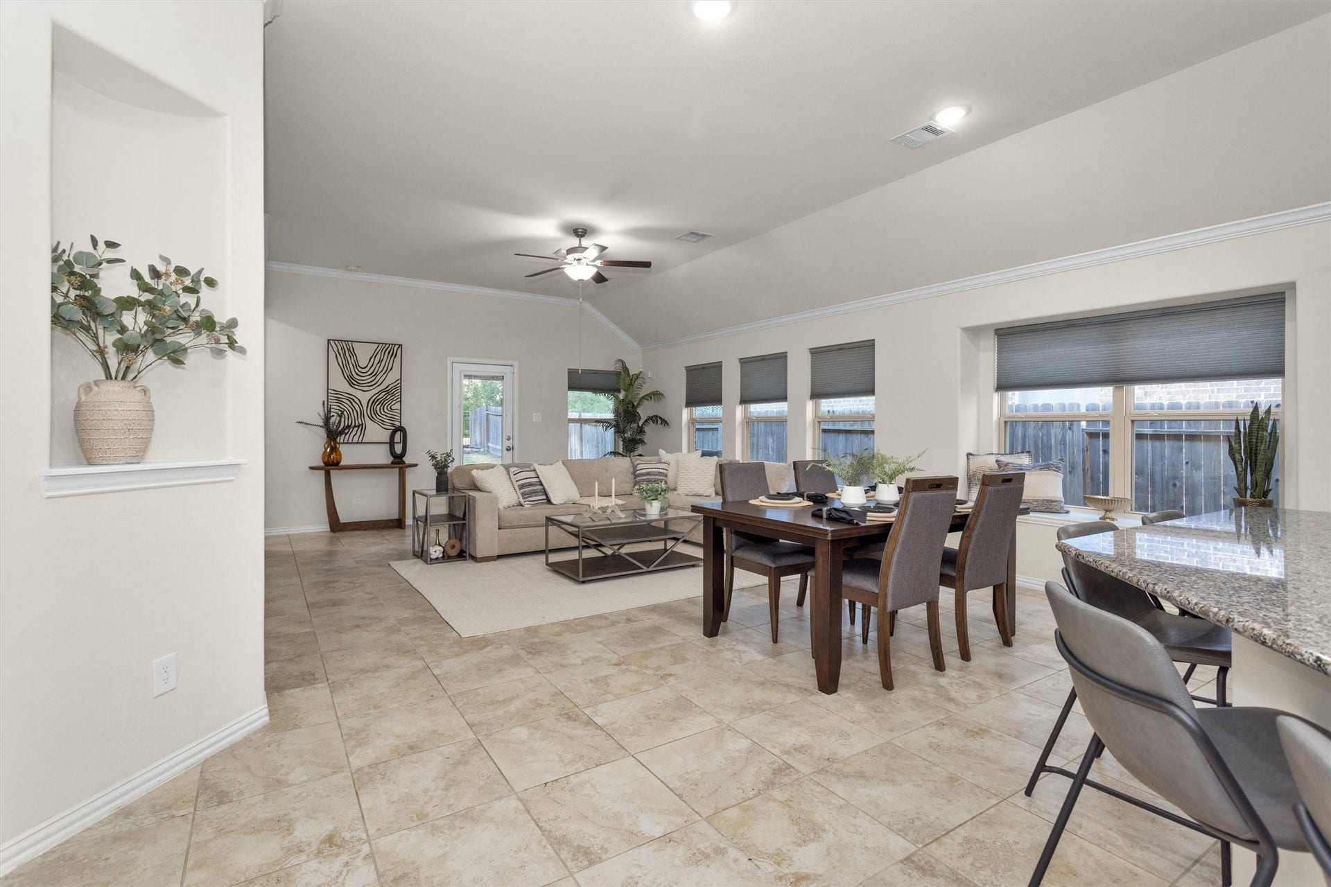 428 Auburn Pines Drive, Montgomery, TX 77316 428 Auburn Pines Drive, Montgomery, TX 77316