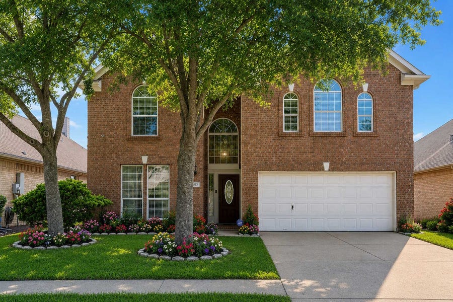 Property photo for 313 Marina Oaks Court, League City, TX