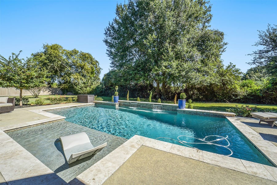 Property photo for 22114 Meadowhurst Circle E, Tomball, TX