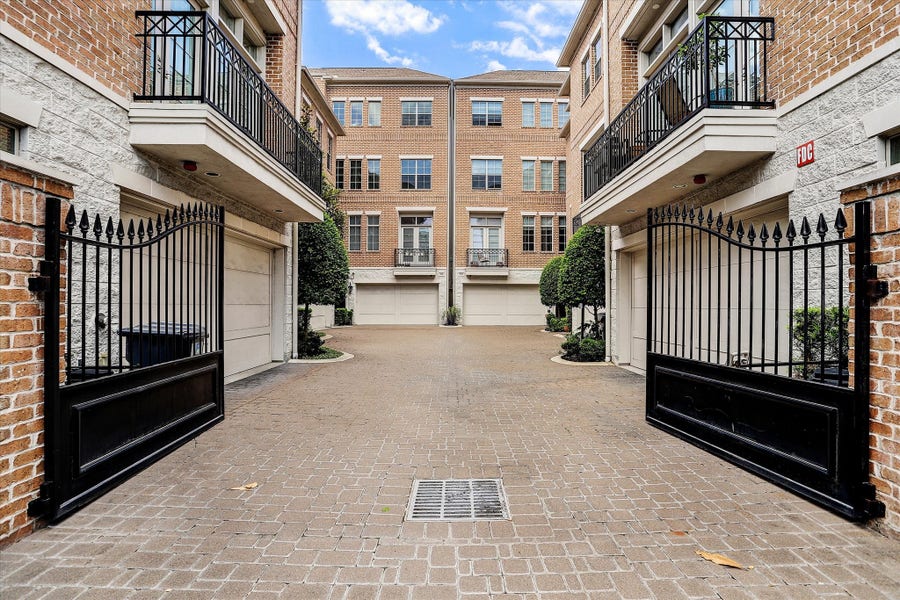 Property photo for 3928 W Main Street, Houston, TX