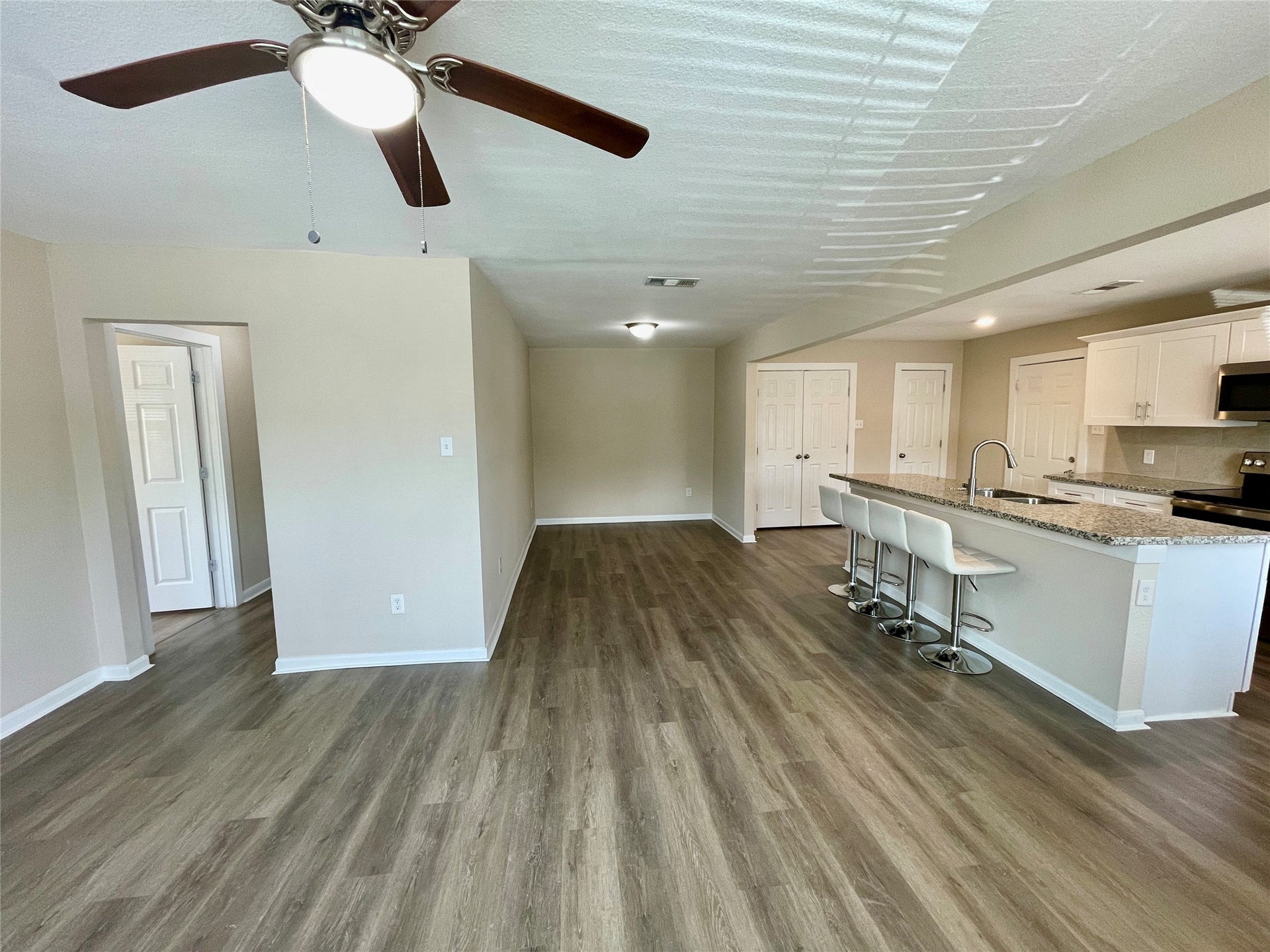 6810 Foster Street, Houston, TX 77021 6810 Foster Street, Houston, TX 77021