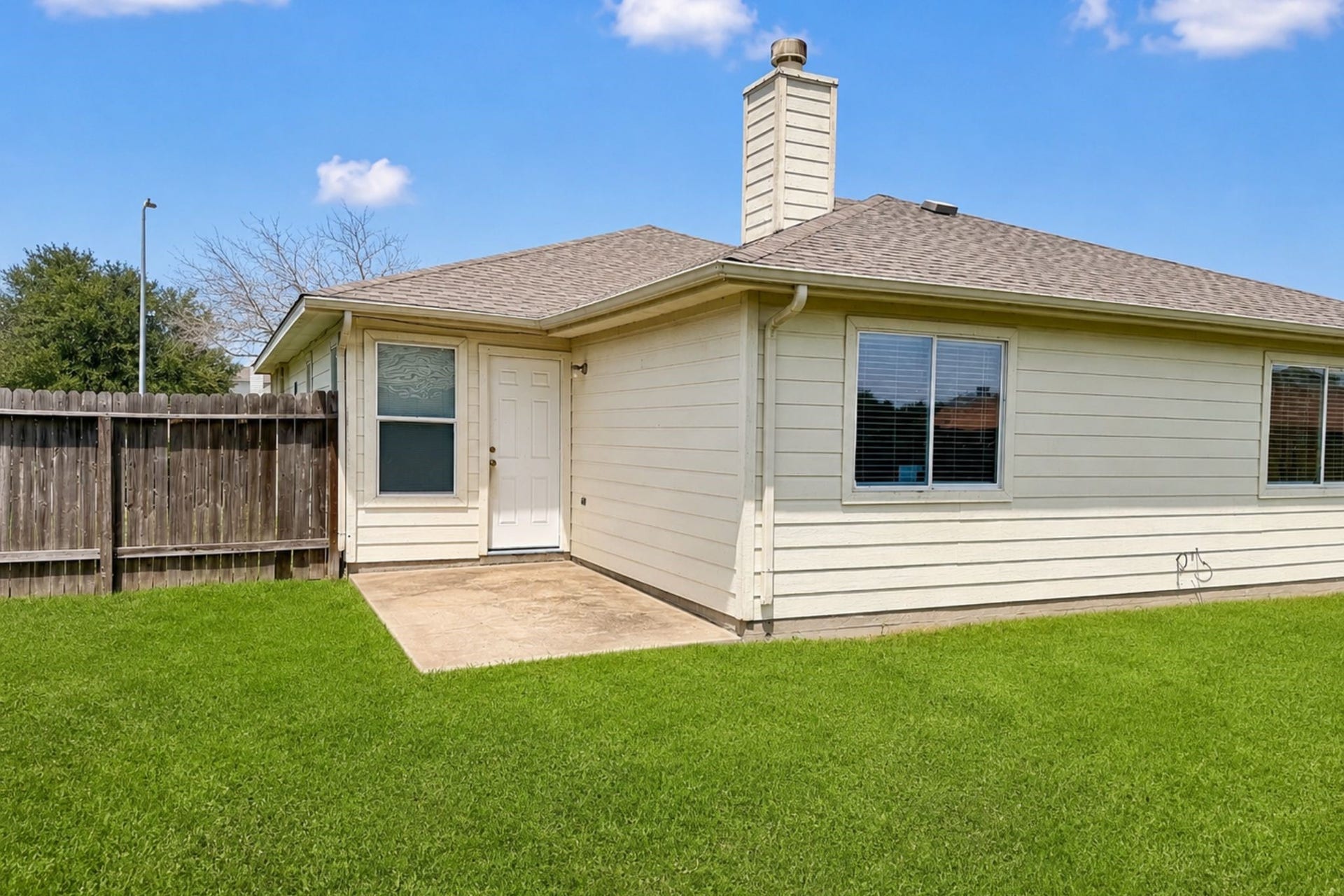 2403 Orchard Run, Fresno, TX 77545 Exterior Back