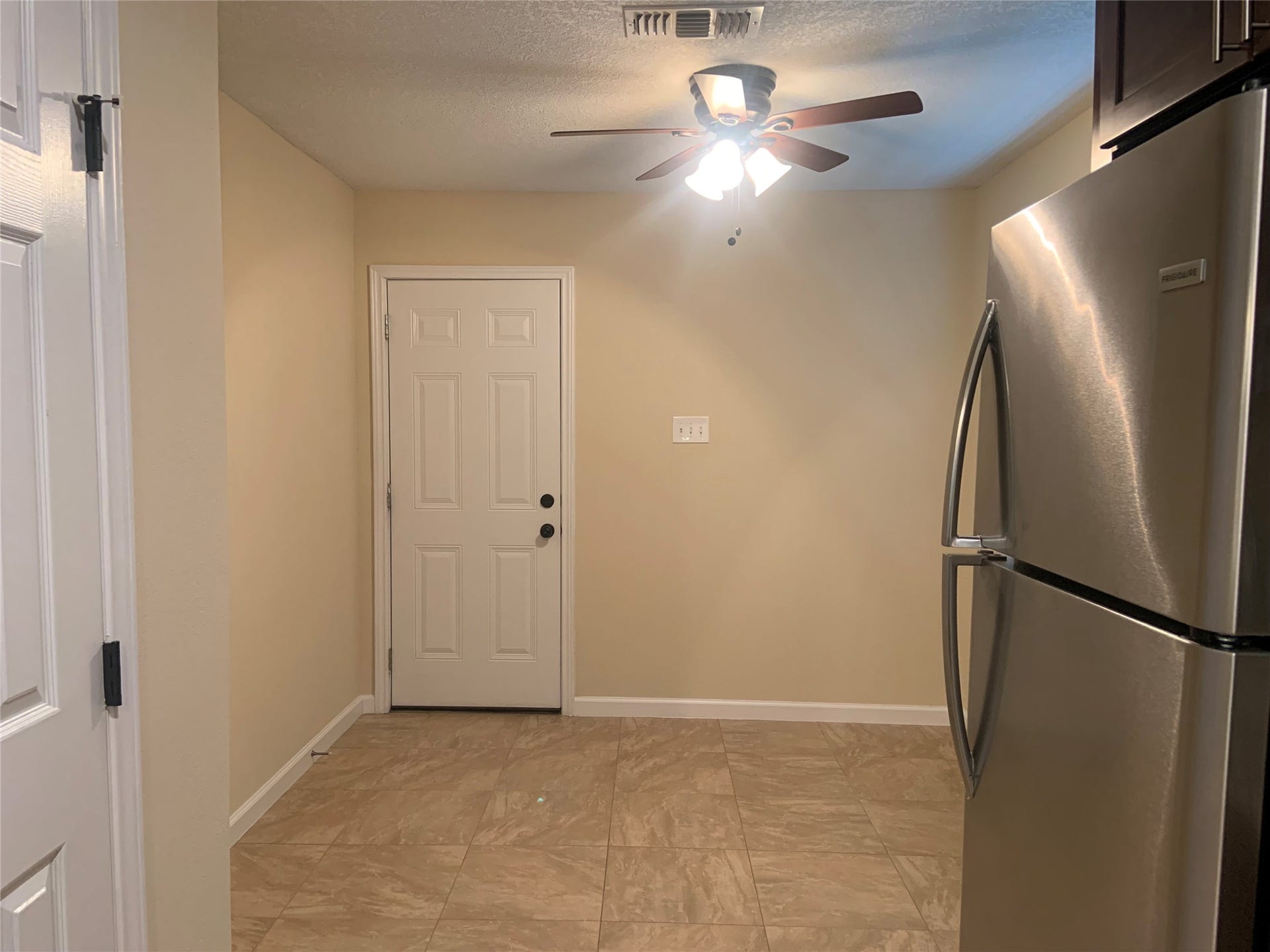 16618 Oxnard Lane, Friendswood, TX 77546 16618 Oxnard Lane, Friendswood, TX 77546