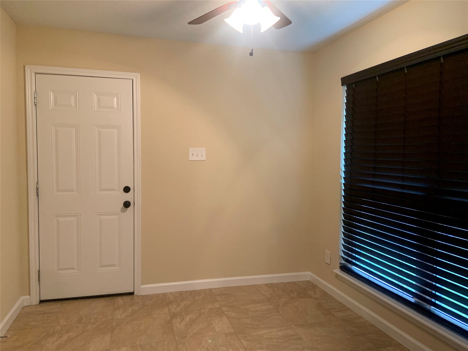 16618 Oxnard Lane, Friendswood, TX 77546 16618 Oxnard Lane, Friendswood, TX 77546