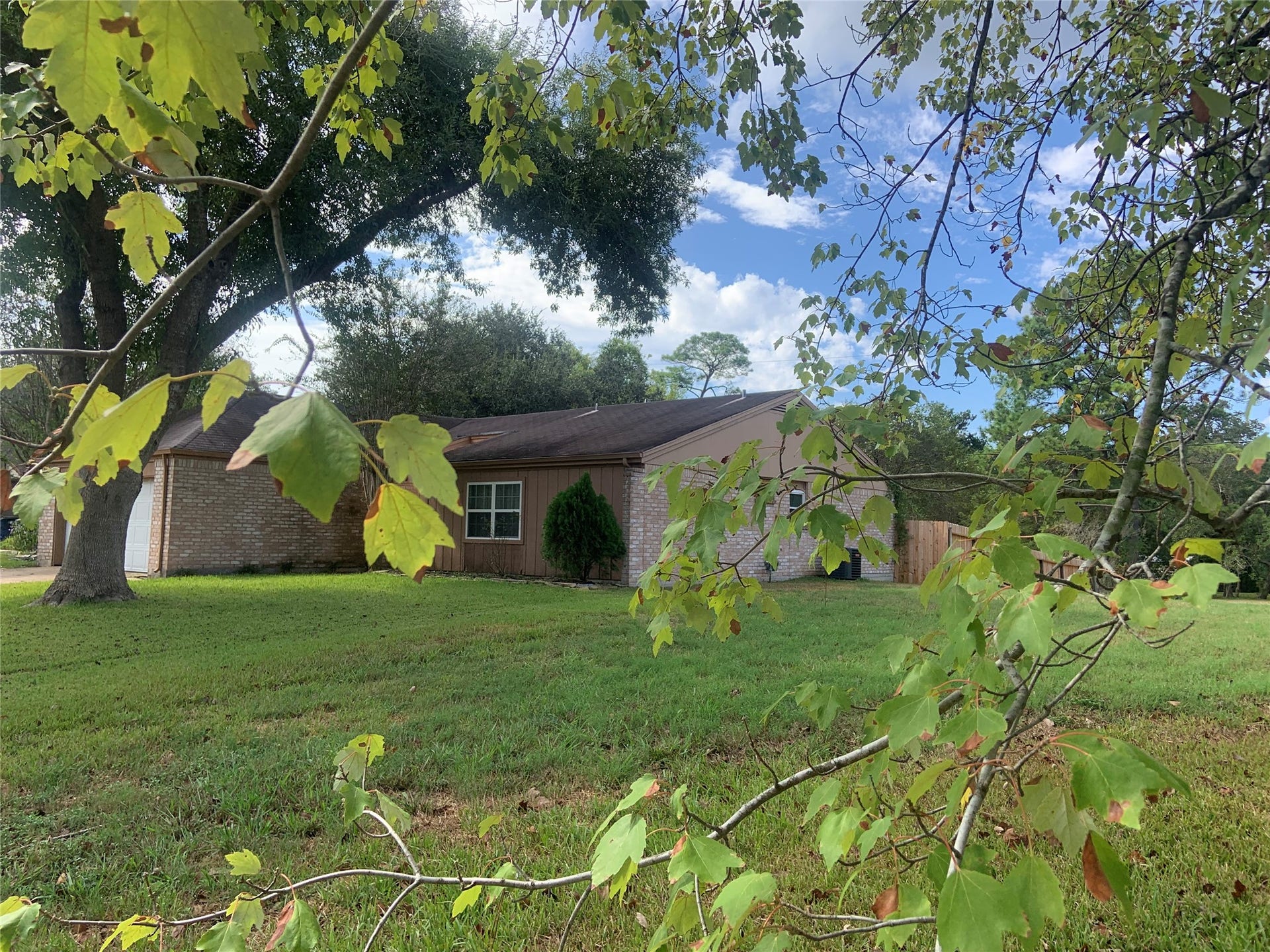 16618 Oxnard Lane, Friendswood, TX 77546 16618 Oxnard Lane, Friendswood, TX 77546