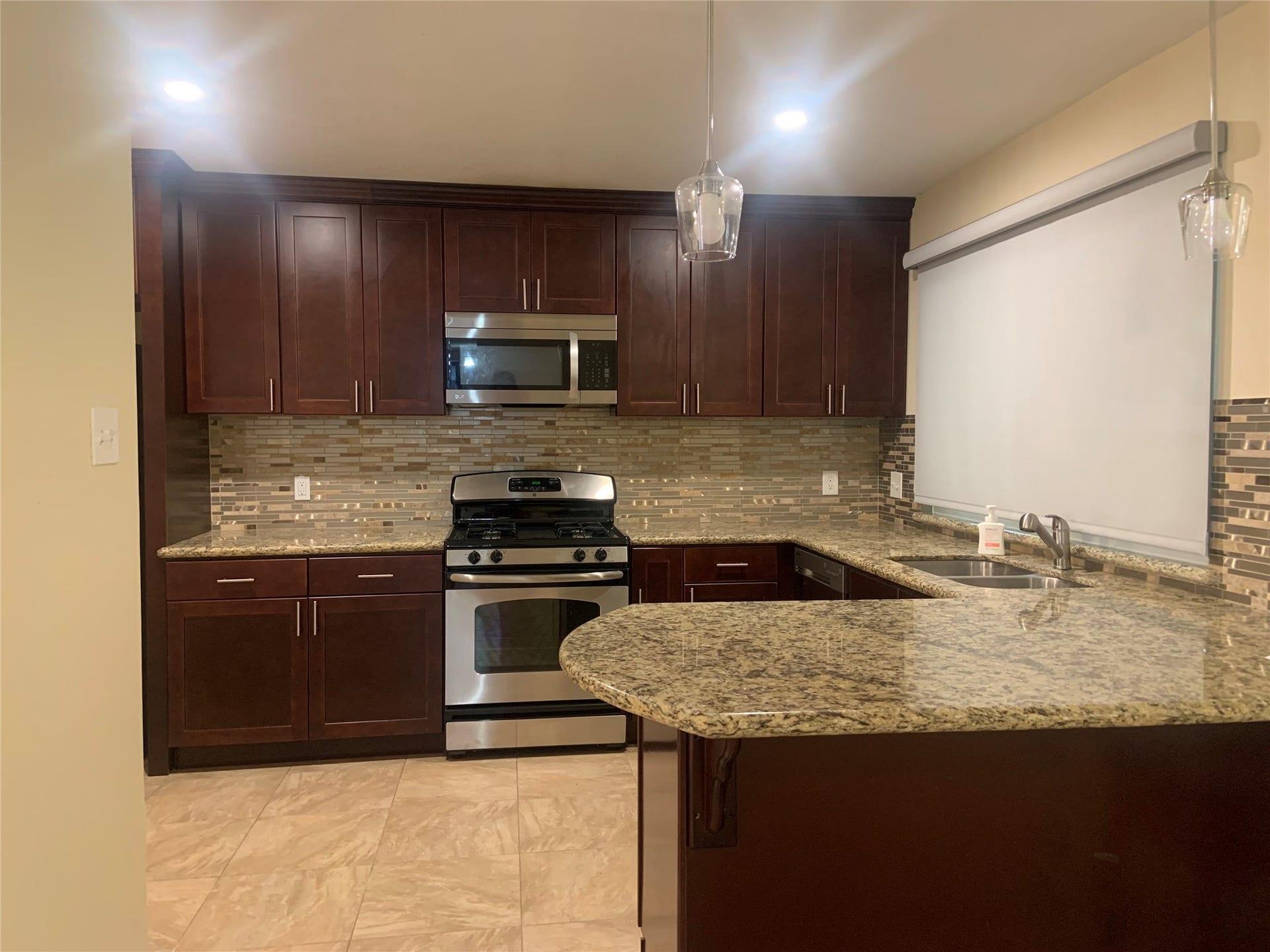 16618 Oxnard Lane, Friendswood, TX 77546 16618 Oxnard Lane, Friendswood, TX 77546