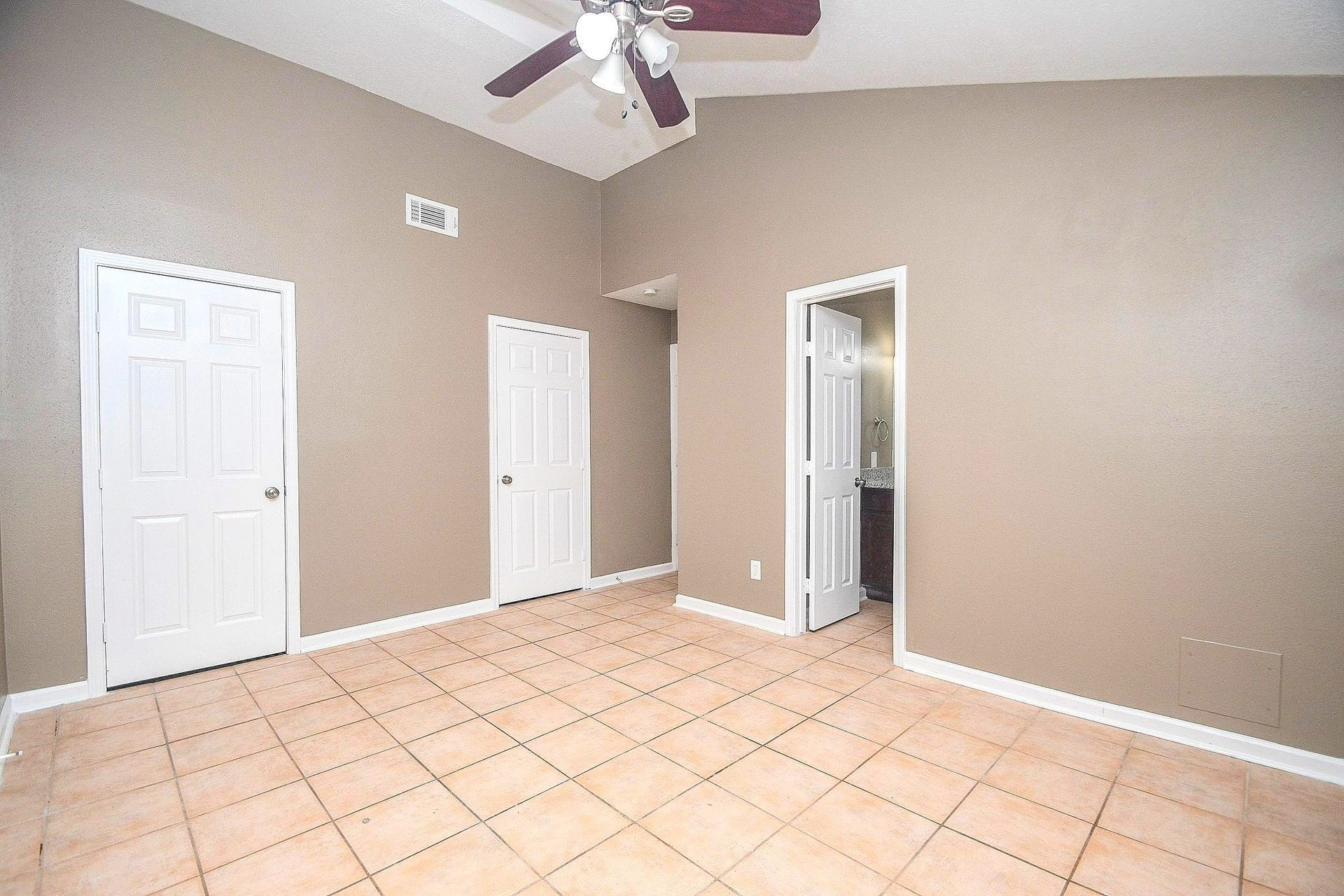 12638 Copper Mill Drive, Houston, TX 77070 12638 Copper Mill Drive, Houston, TX 77070