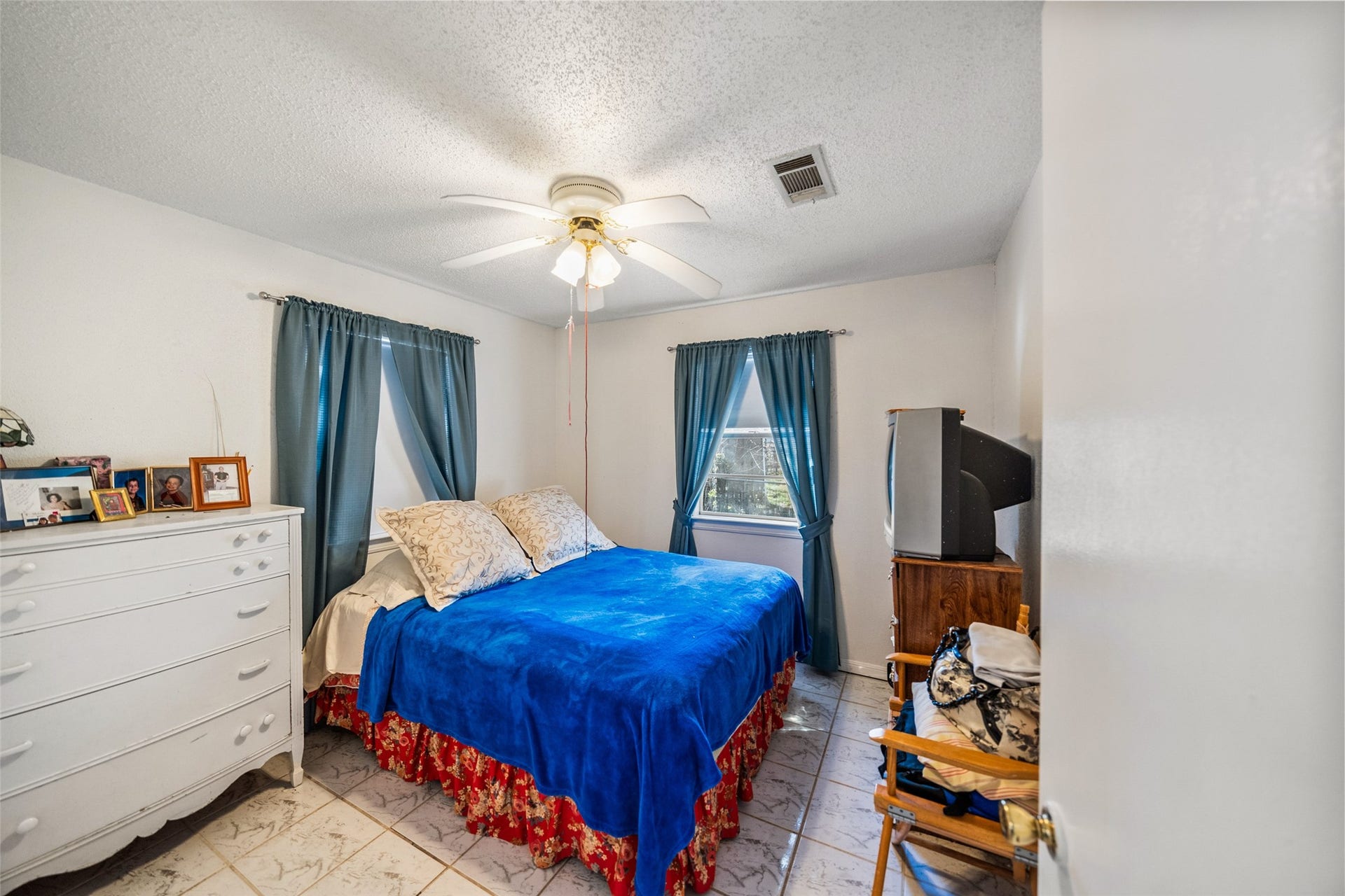 1227 Ave L, Santa Fe, TX 77510 Bedroom 2