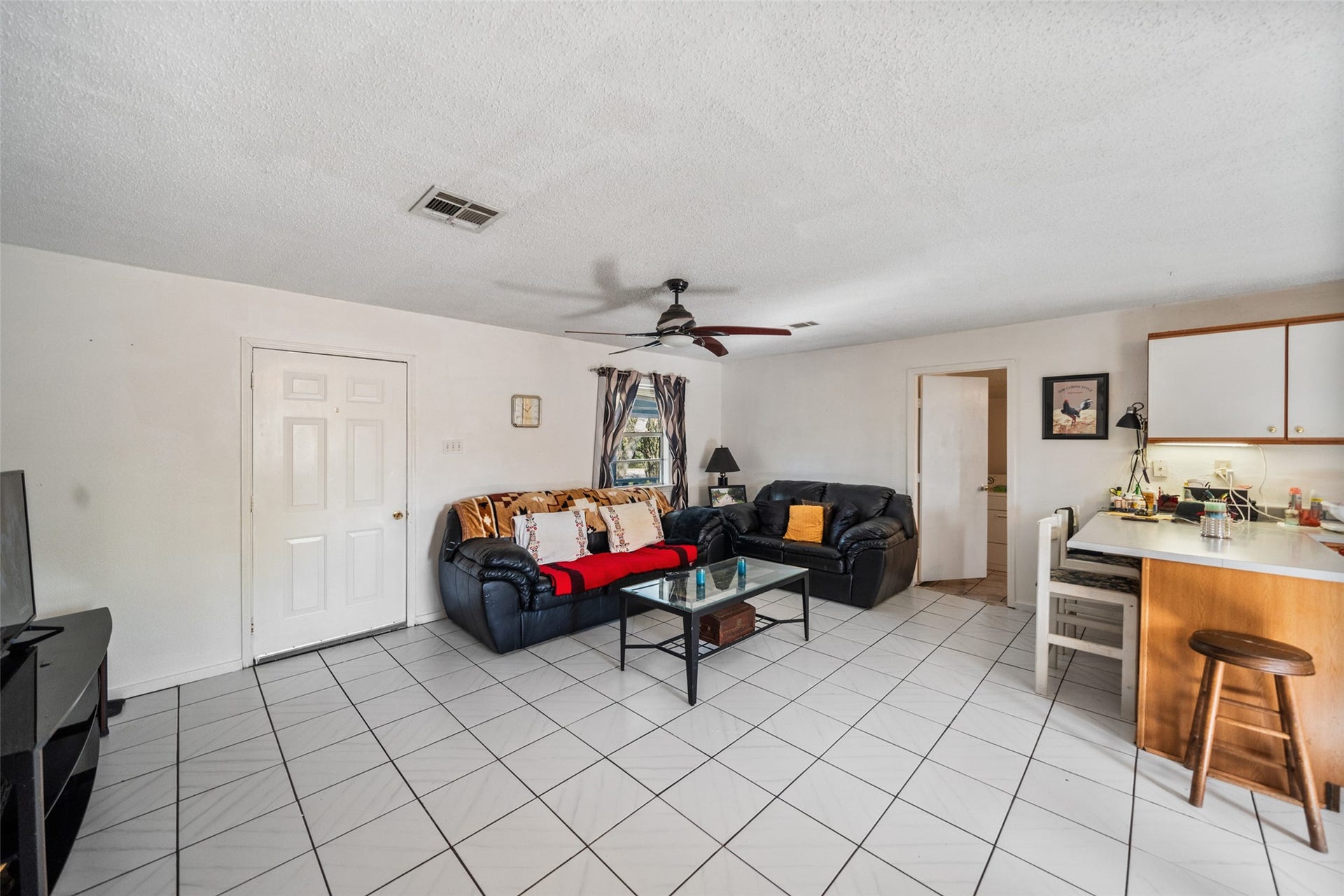 1227 Ave L, Santa Fe, TX 77510 Other view of the living area