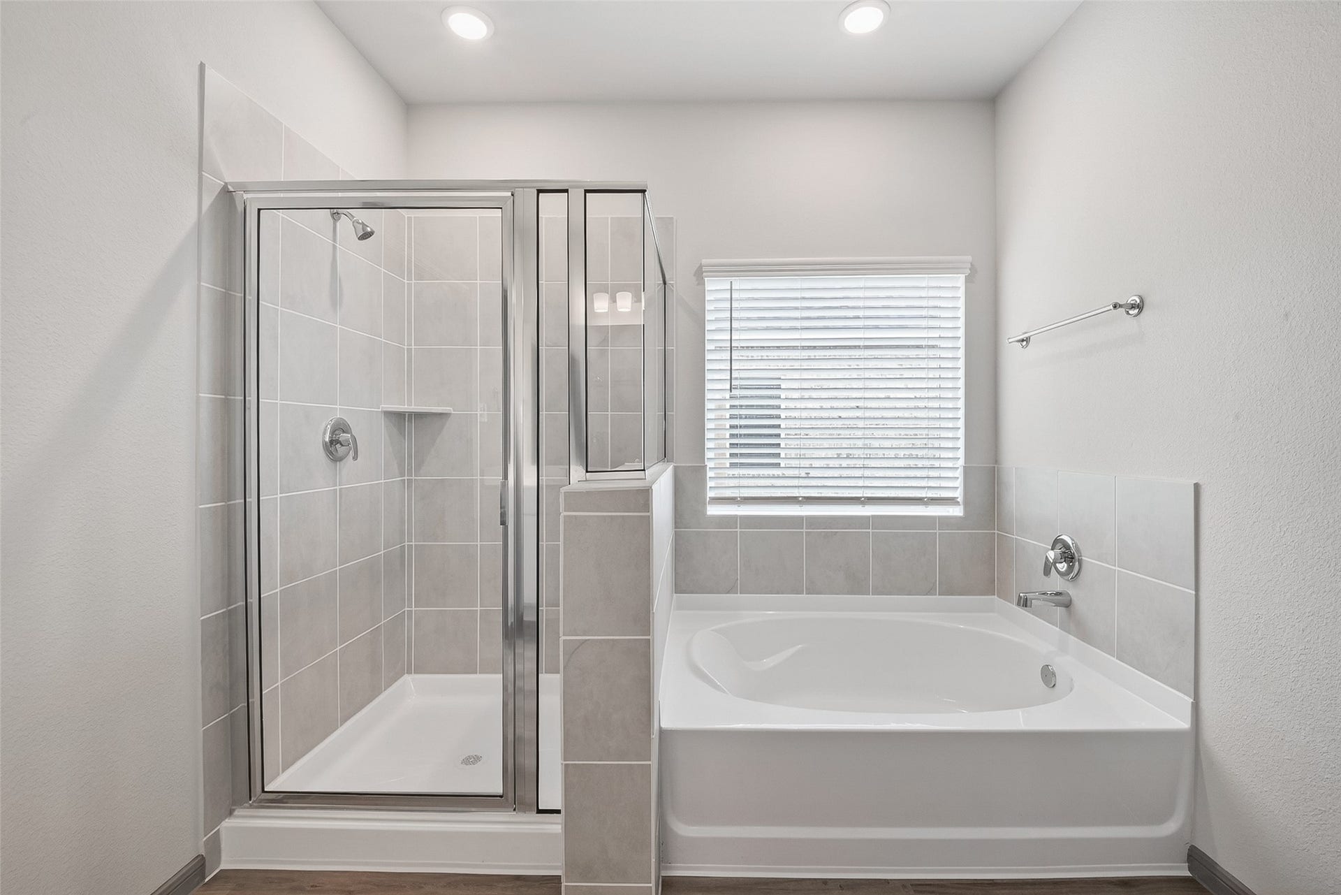 1008 Sunflower Terrace Drive, Magnolia, TX 77355
