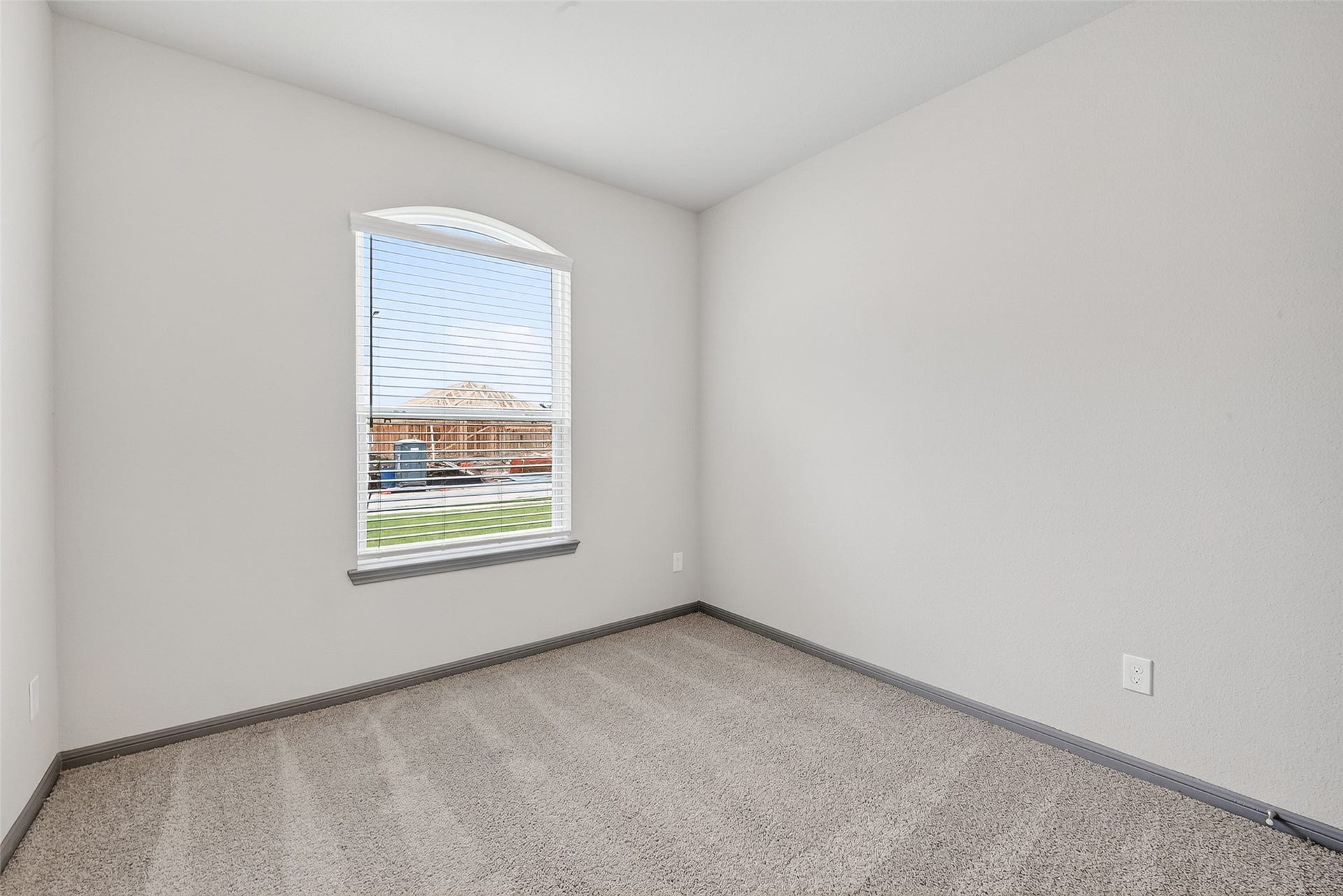 1008 Sunflower Terrace Drive, Magnolia, TX 77355