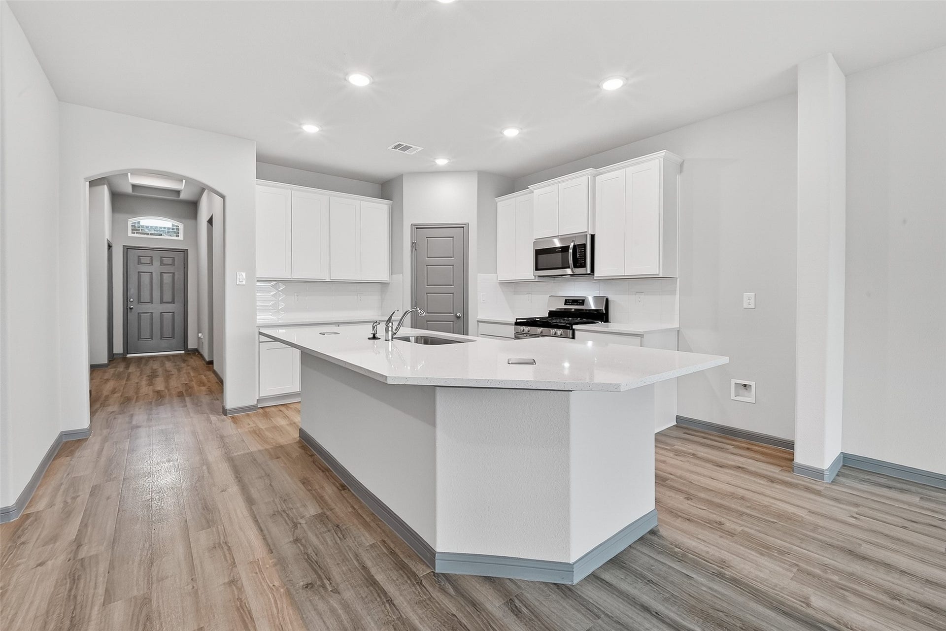 1008 Sunflower Terrace Drive, Magnolia, TX 77355