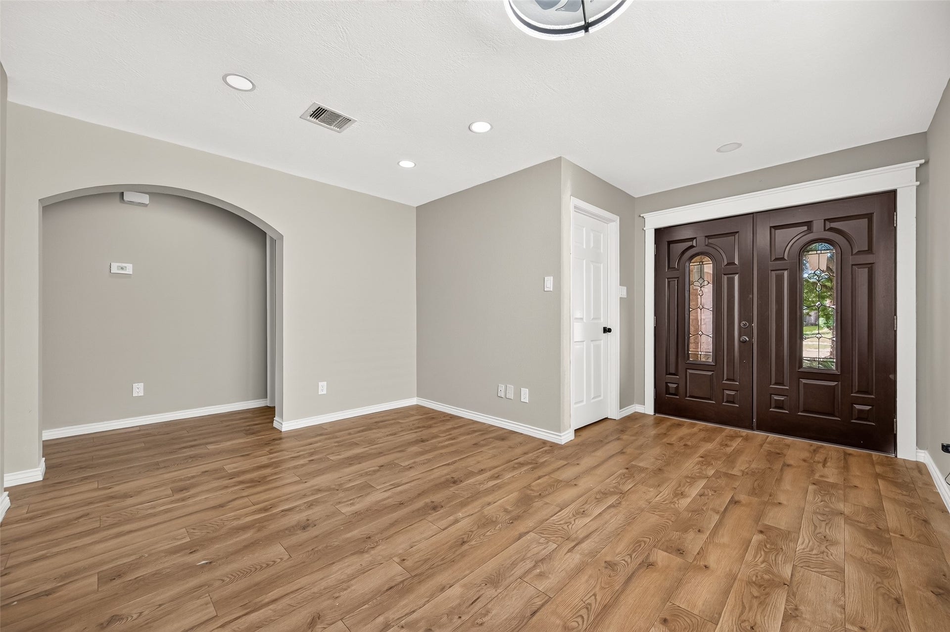 7410 Legacy Pines Drive, Cypress, TX 77433 7410 Legacy Pines Drive, Cypress, TX 77433