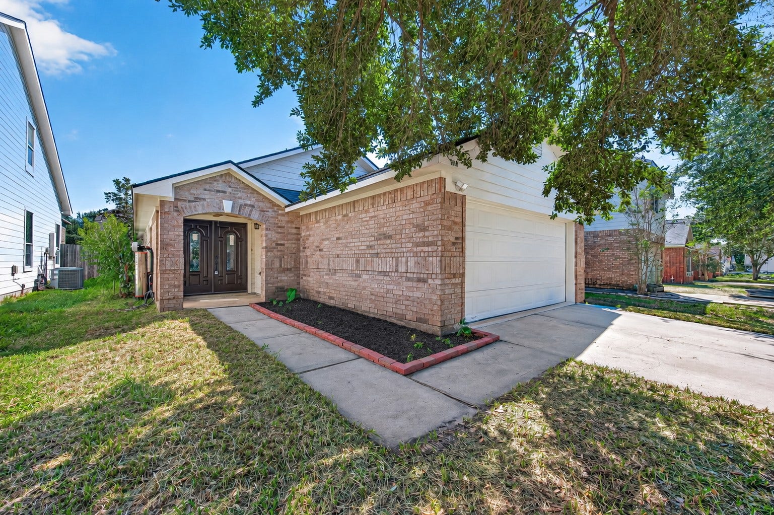 7410 Legacy Pines Drive, Cypress, TX 77433 7410 Legacy Pines Drive, Cypress, TX 77433