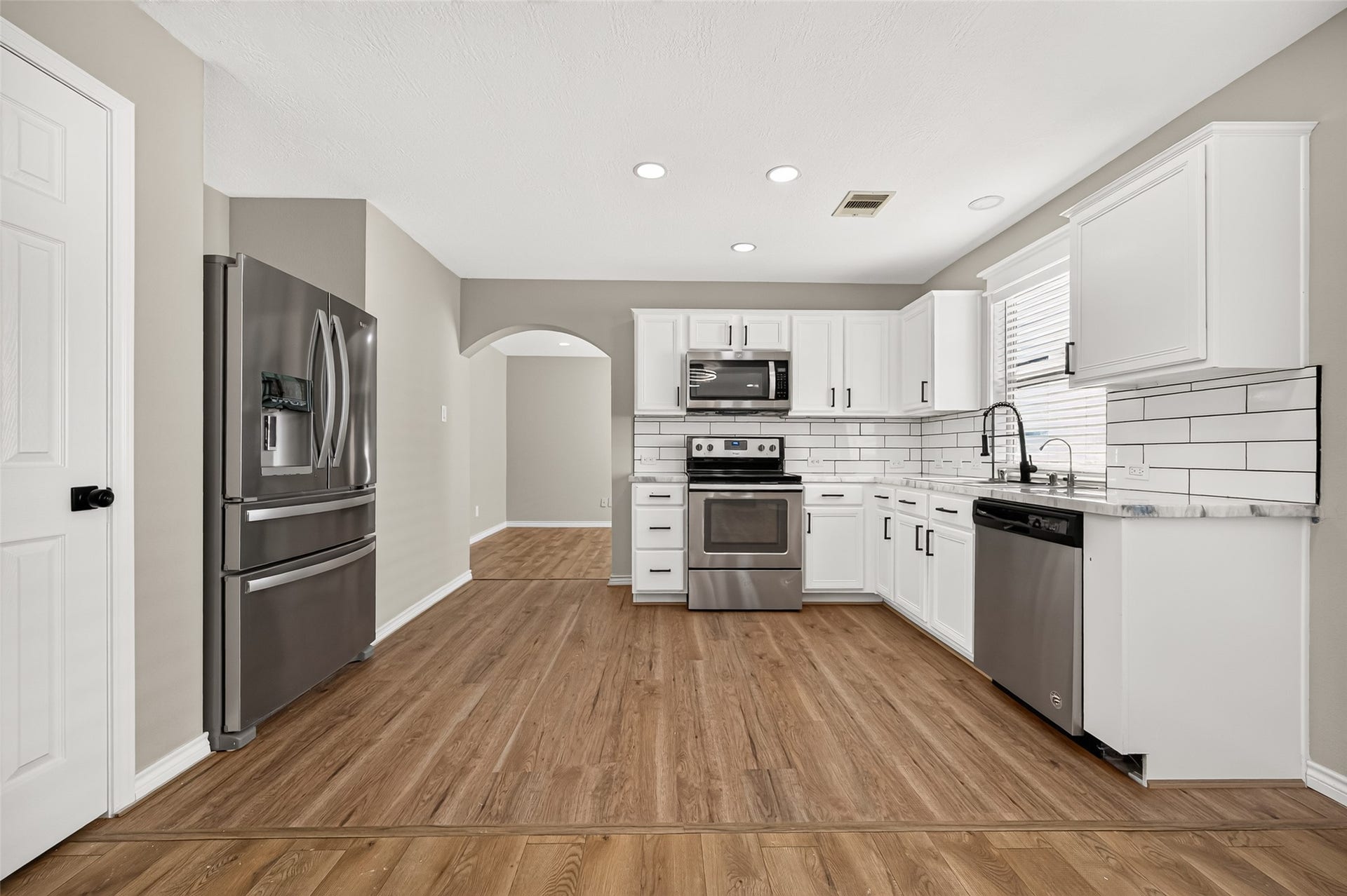 7410 Legacy Pines Drive, Cypress, TX 77433 7410 Legacy Pines Drive, Cypress, TX 77433