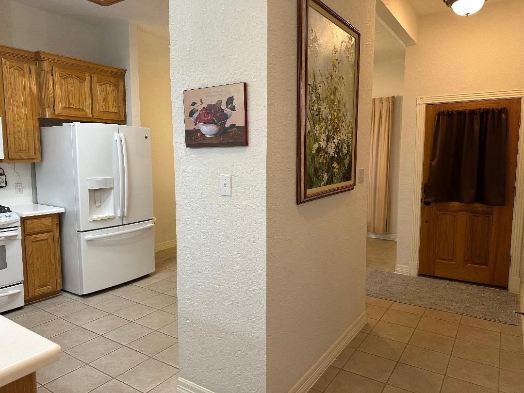 603 Manor Drive, Angleton, TX 77515 603 Manor Drive, Angleton, TX 77515