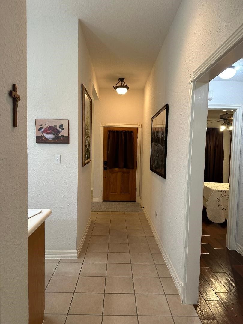 603 Manor Drive, Angleton, TX 77515 603 Manor Drive, Angleton, TX 77515