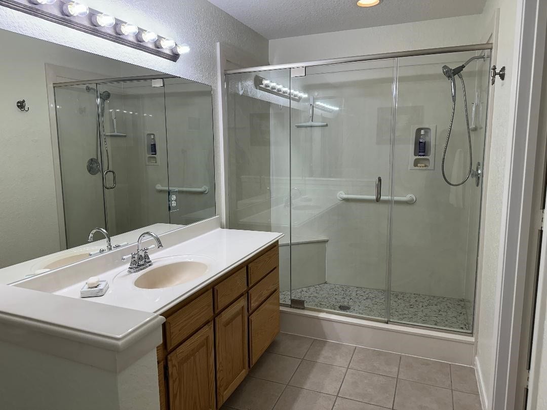 603 Manor Drive, Angleton, TX 77515 603 Manor Drive, Angleton, TX 77515