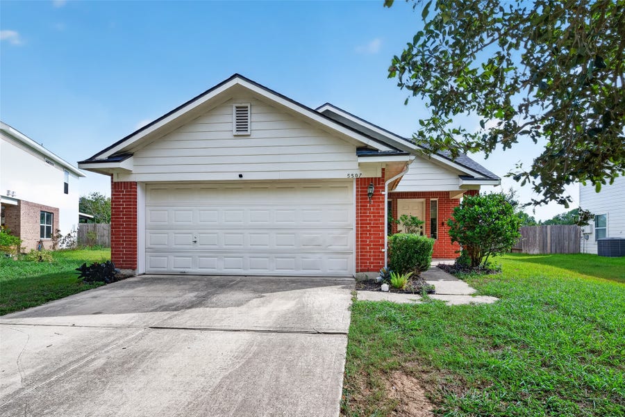 Property photo for 5507 Violet Path Lane, Houston, TX