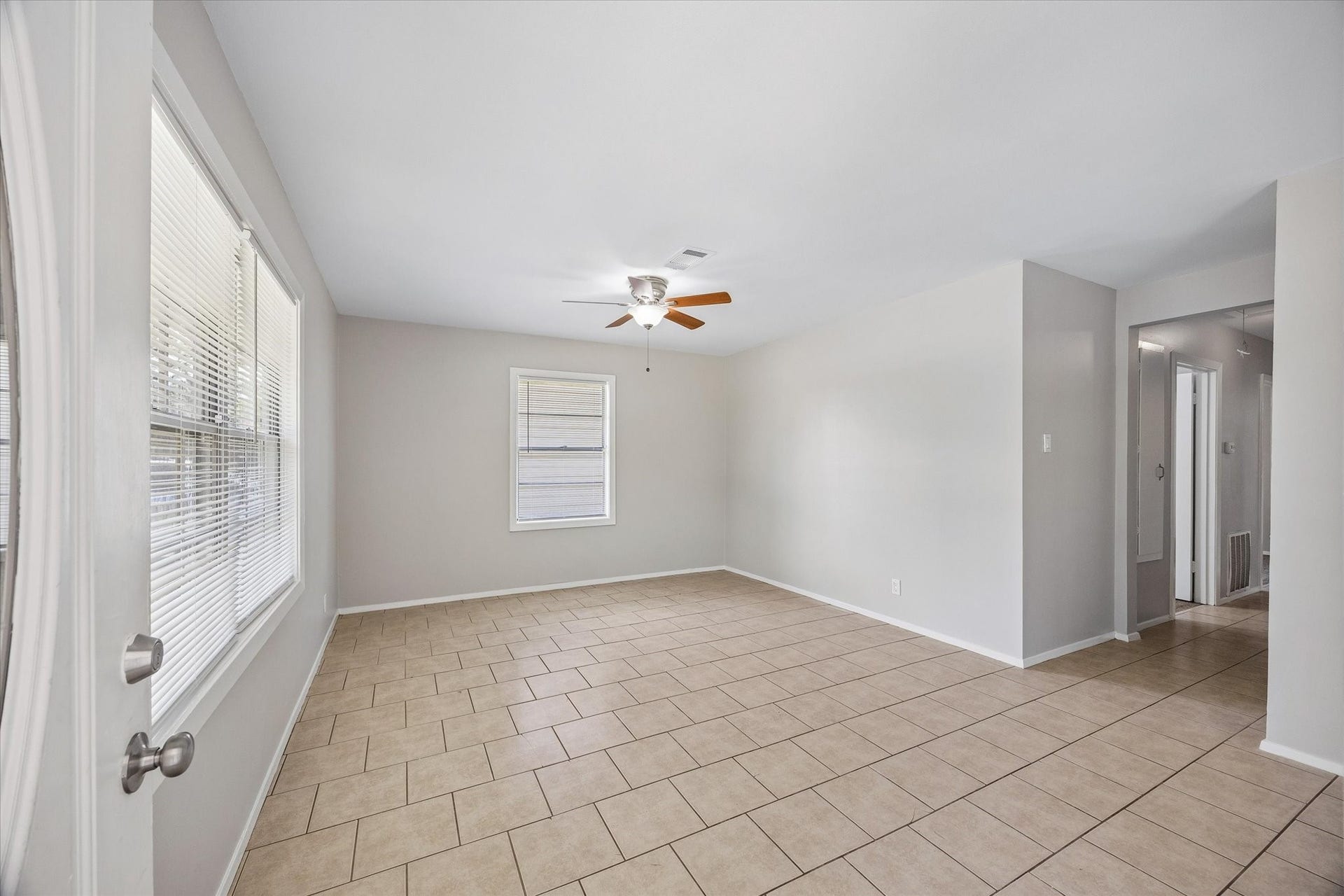 10214 Torrington Lane, Houston, TX 77075