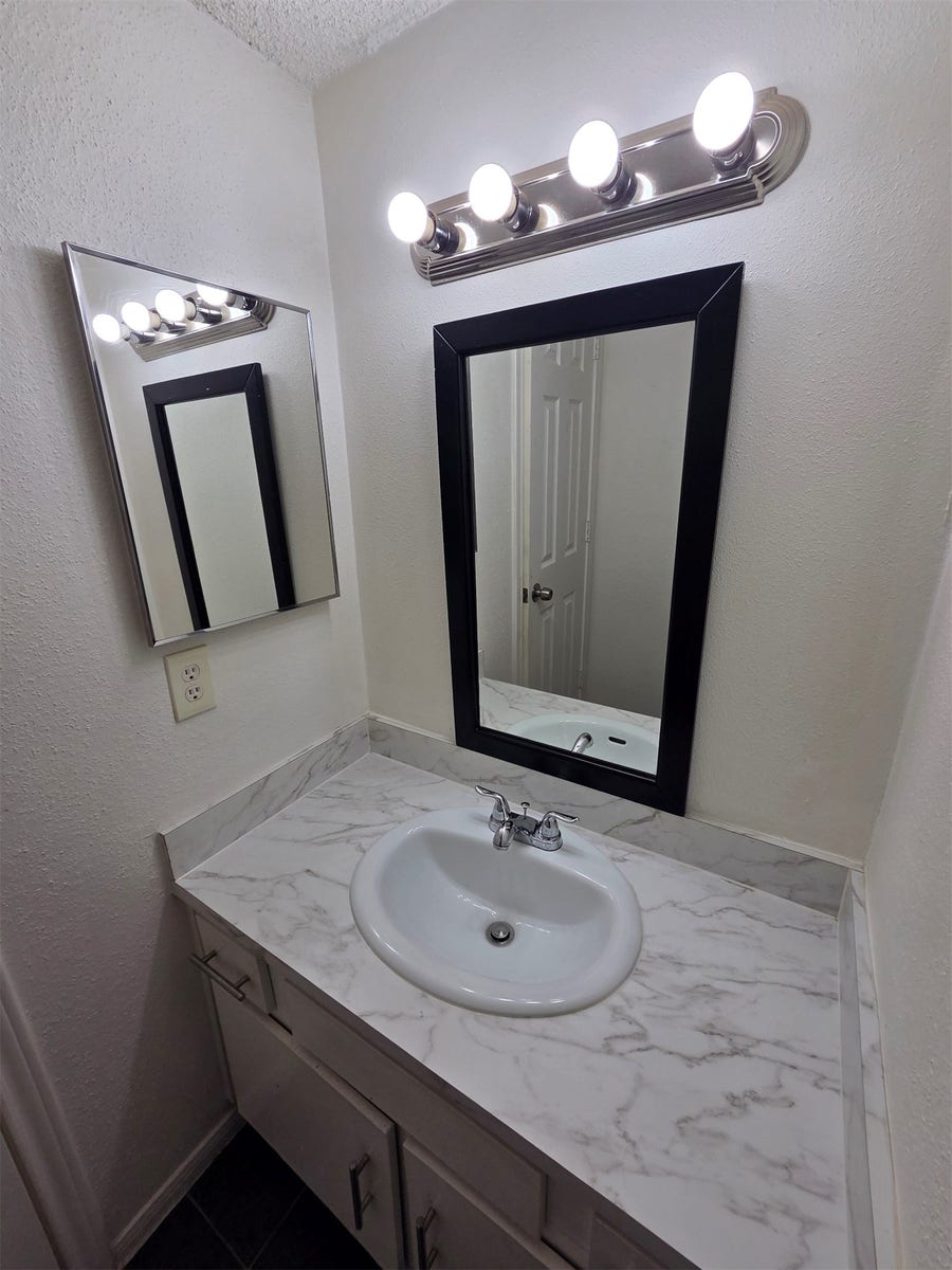 Property photo for 1516 Bay Area Boulevard, #B2, Houston, TX