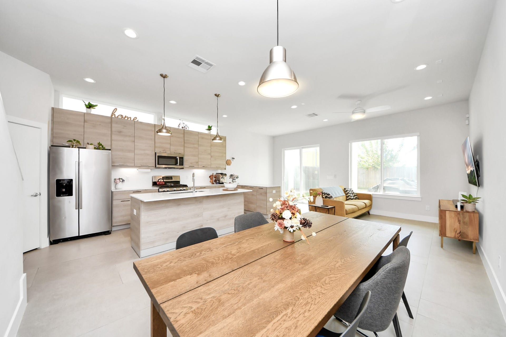 4912 Noble Street, Houston, TX 77020 4912 Noble Street, Houston, TX 77020